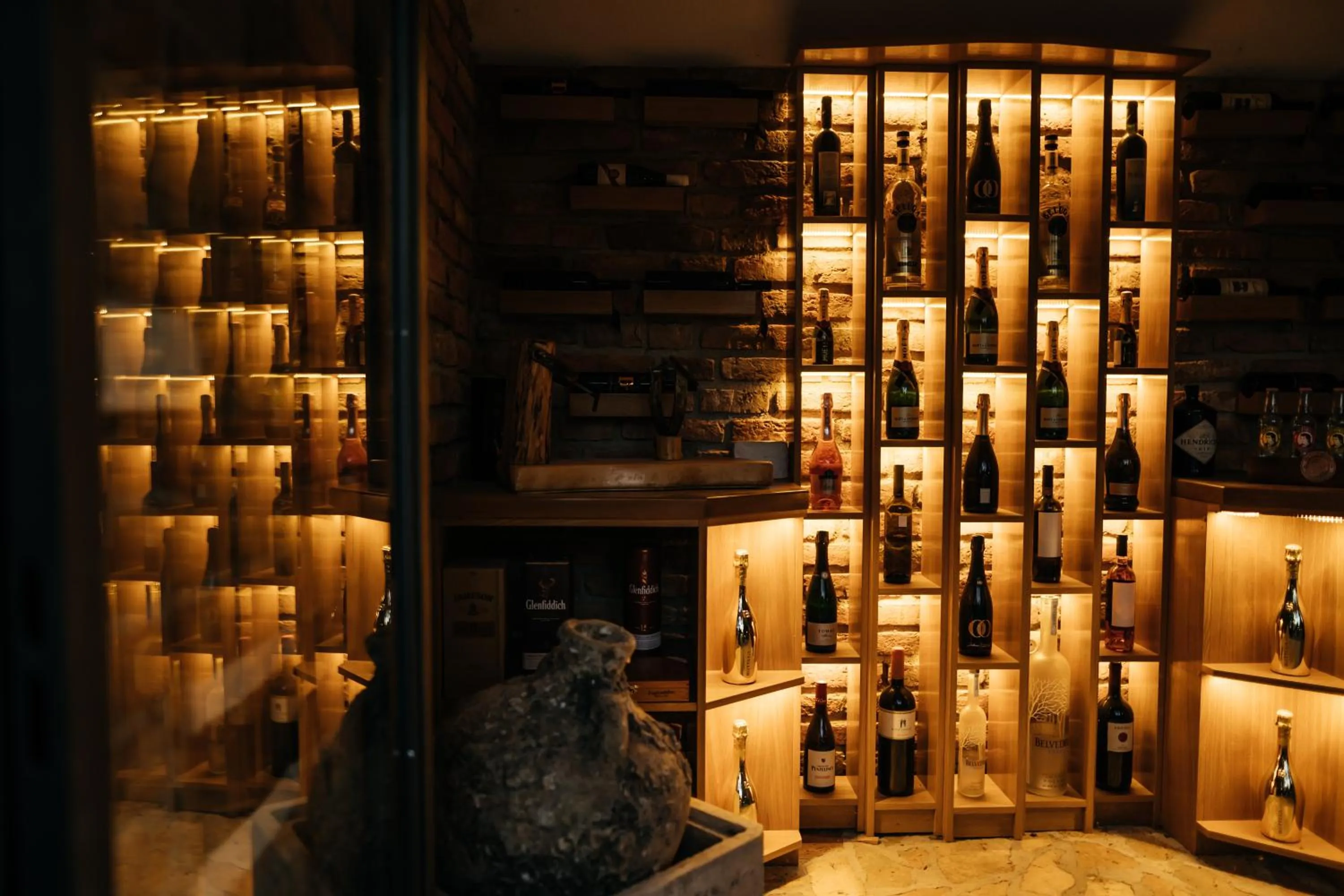 Restaurant/places to eat in Nono Ban Boutique Hotel & Villas