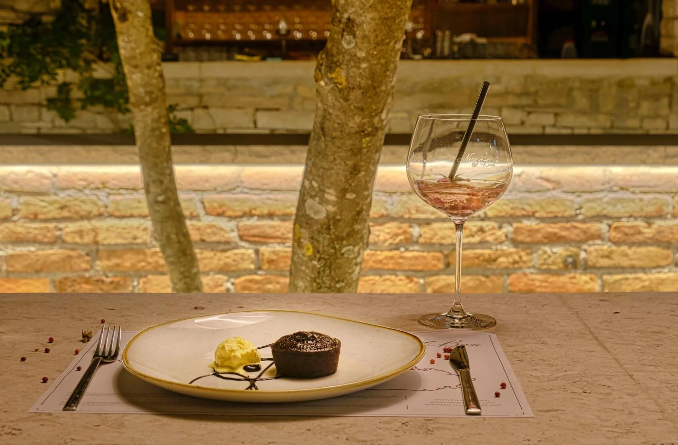 Food and drinks in Nono Ban Boutique Hotel & Villas