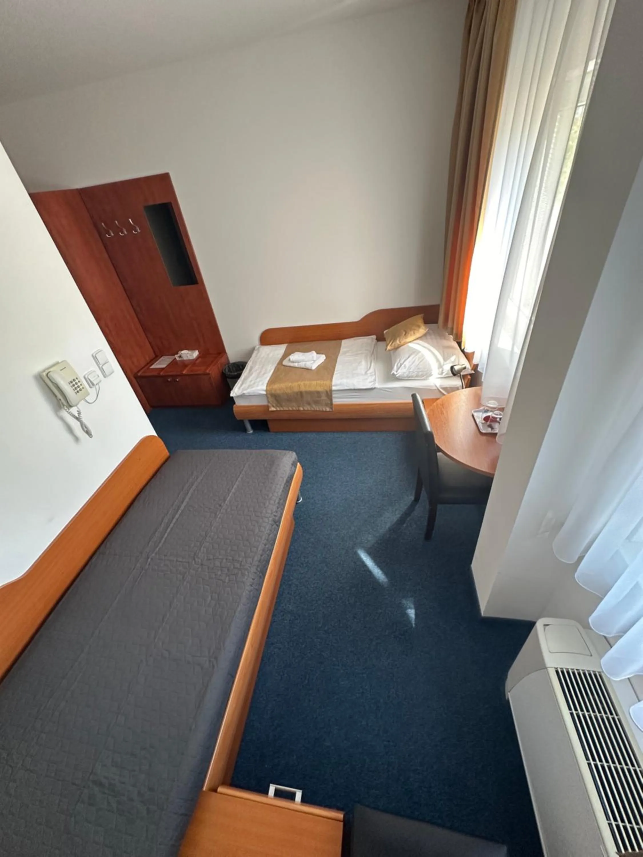 Photo of the whole room, Bed in Hotel Remy