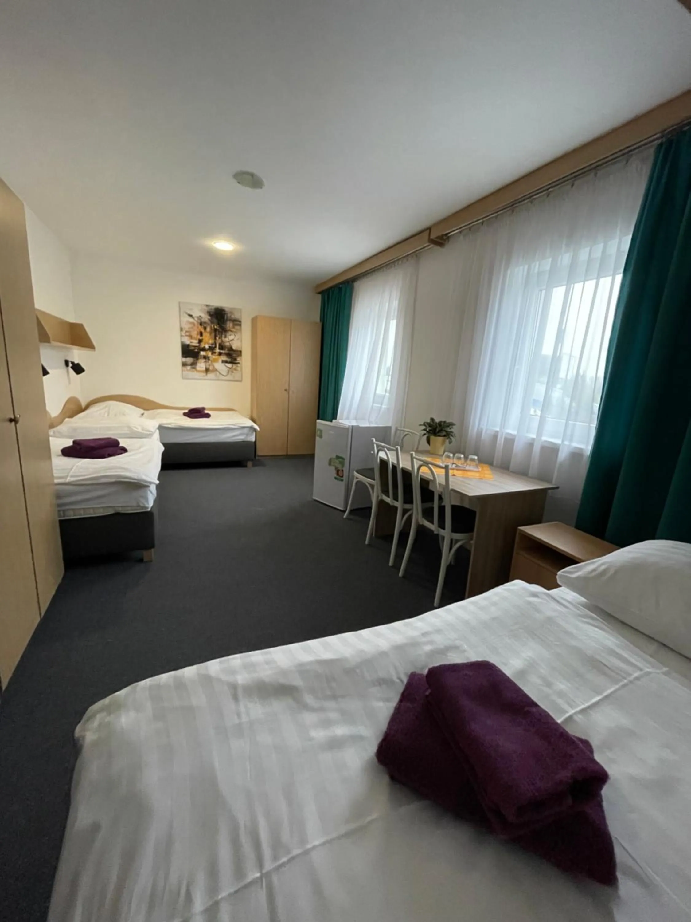 Photo of the whole room, Bed in Hotel Remy