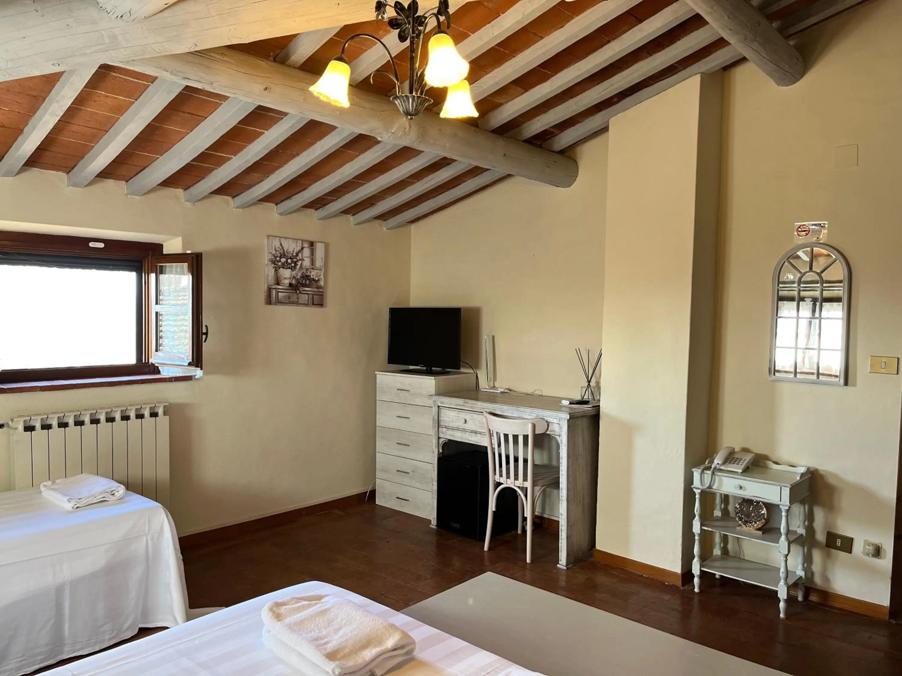 Bedroom, Bed in Villa Schiatti