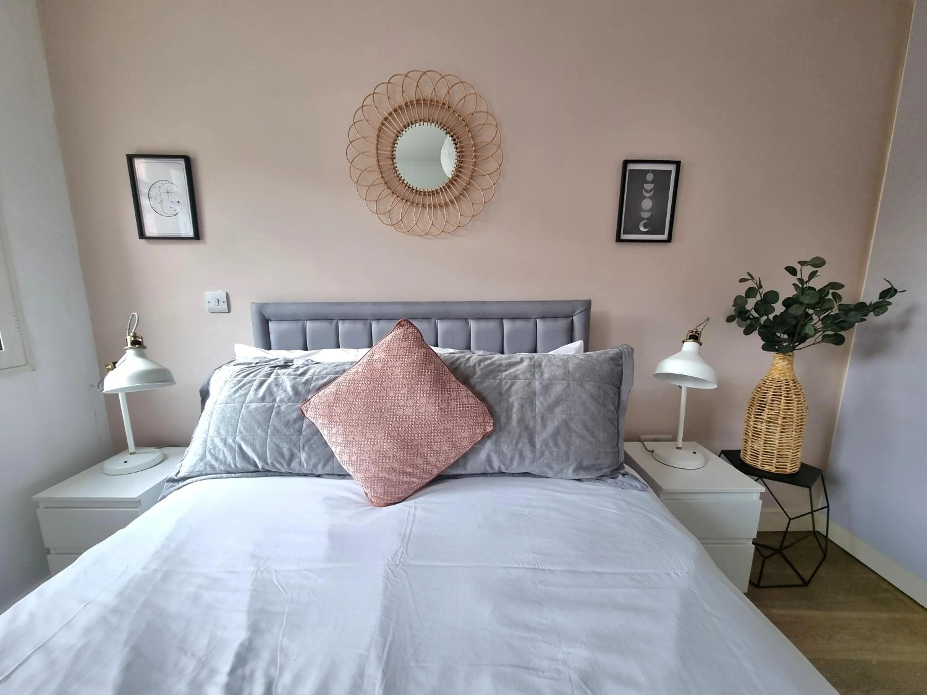 Bed in London City Apartments