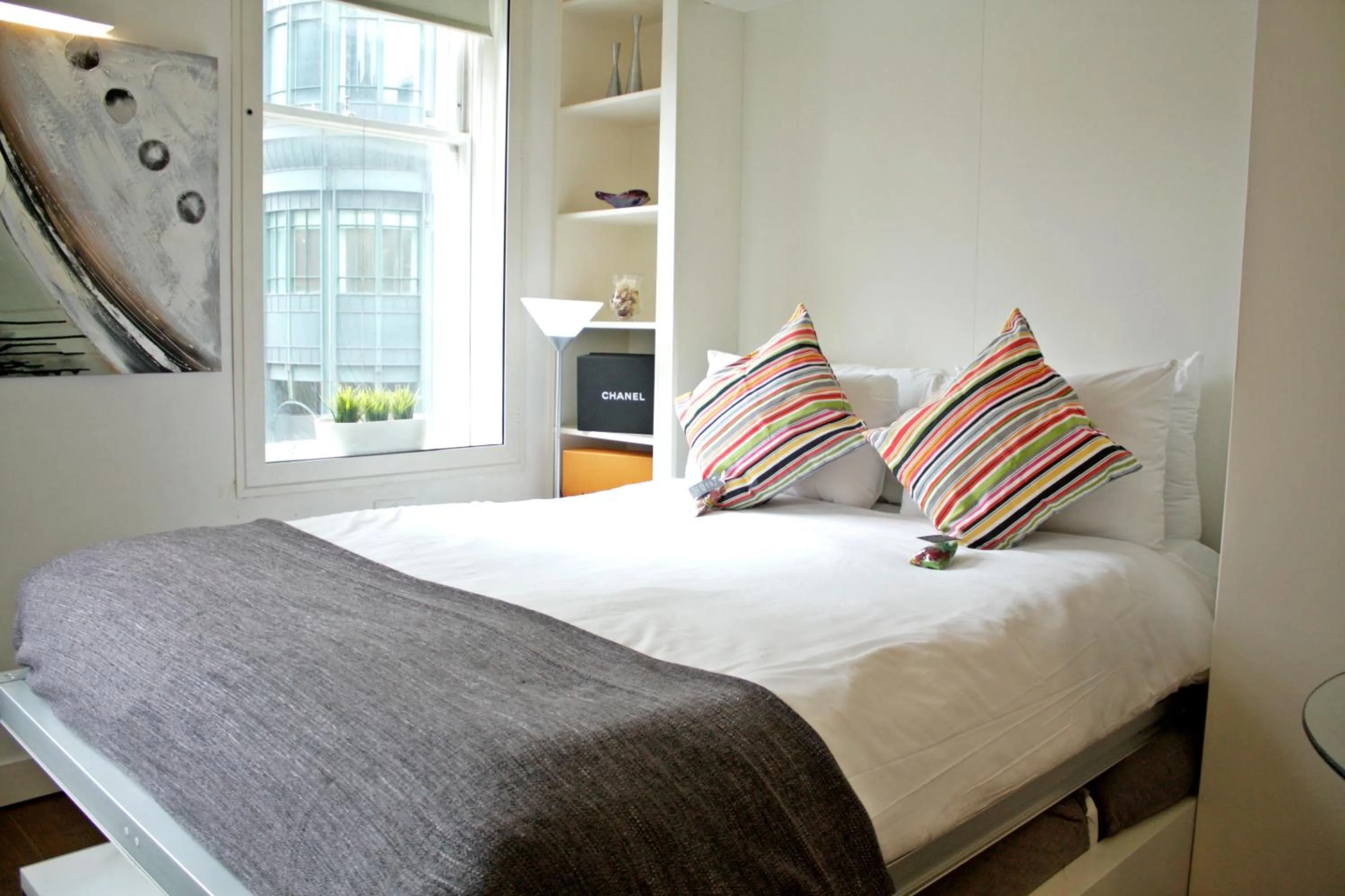 Bed in London City Apartments