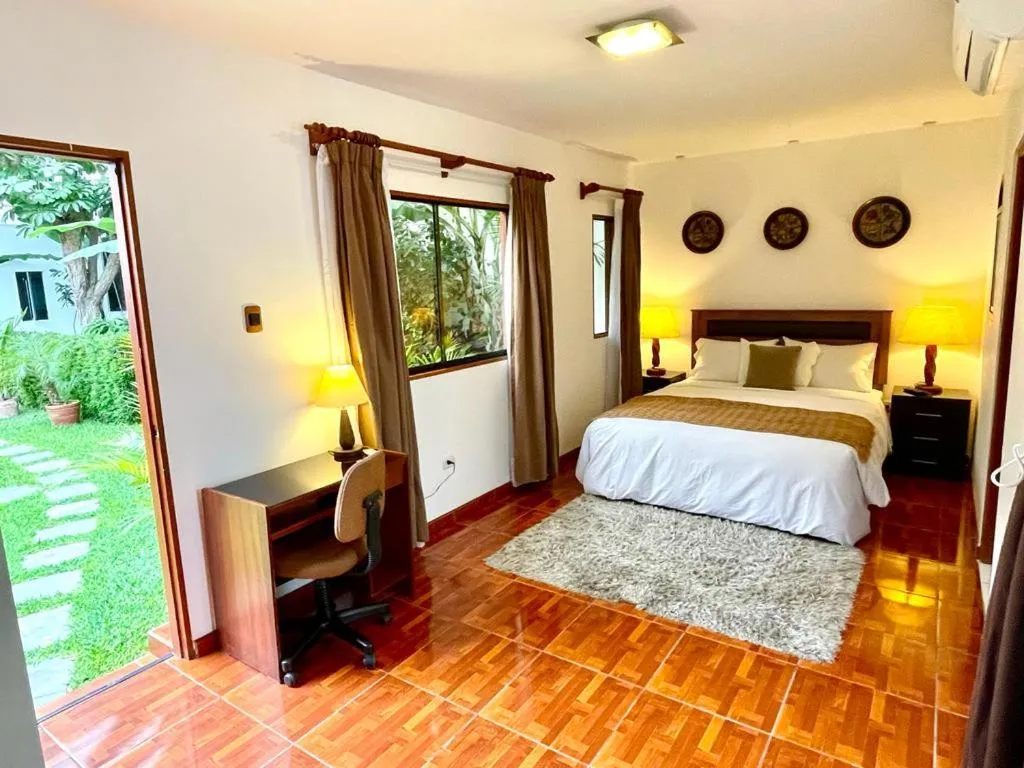 Bed in Casa Bella Boutique Hotel San Isidro