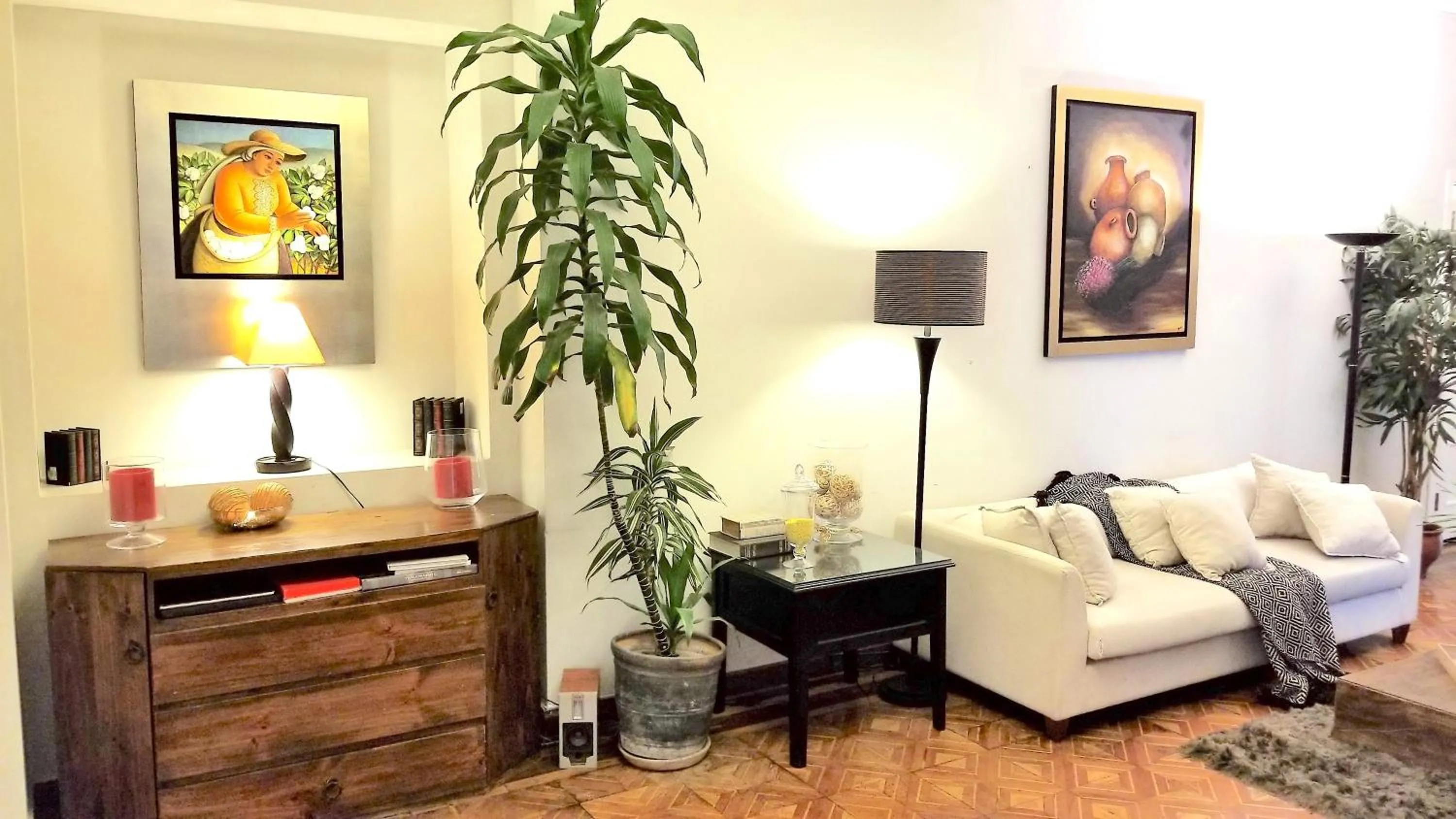 Lobby or reception in Casa Bella Boutique Hotel San Isidro