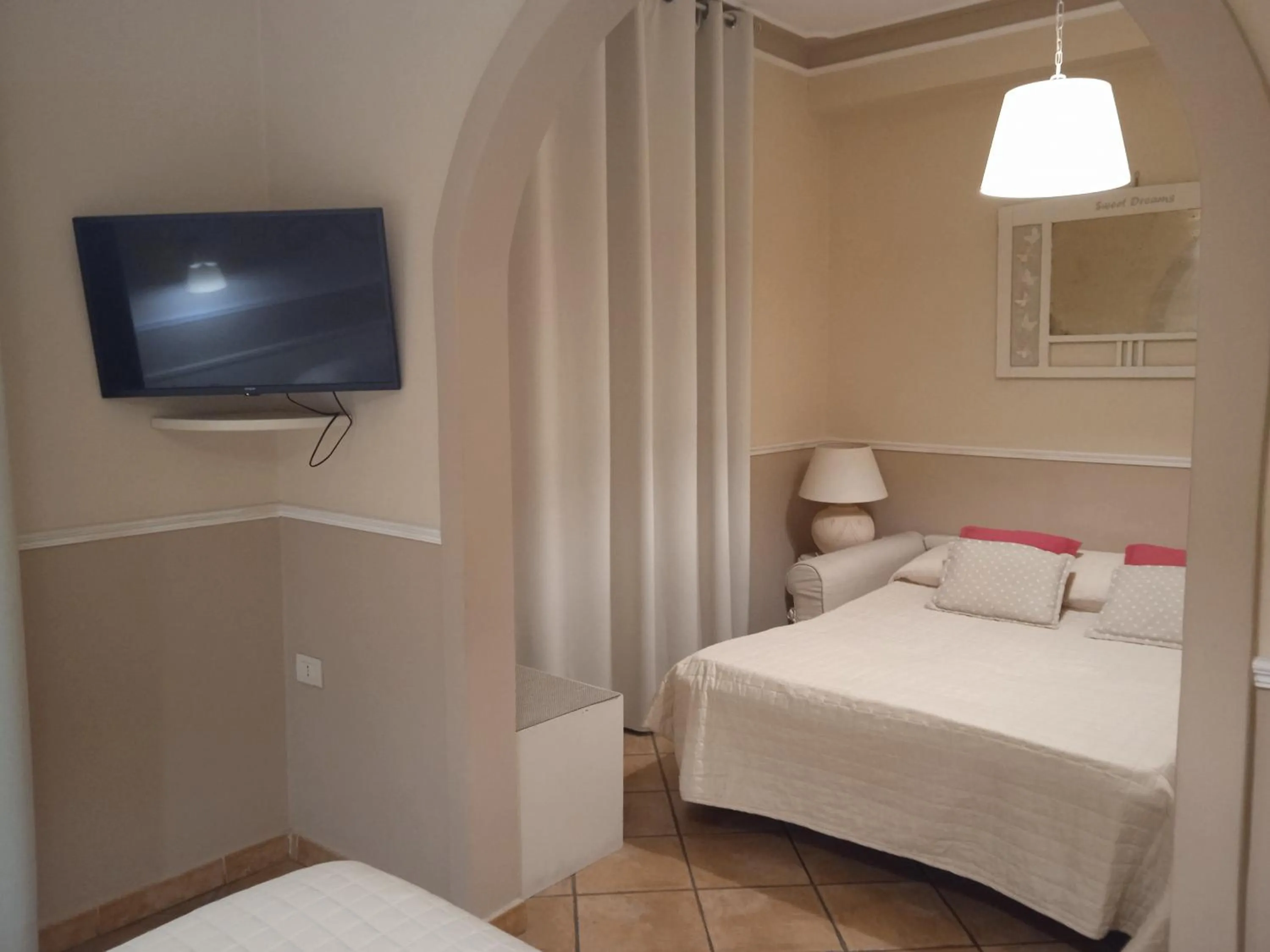 Photo of the whole room, Bed in Hotel Moderno