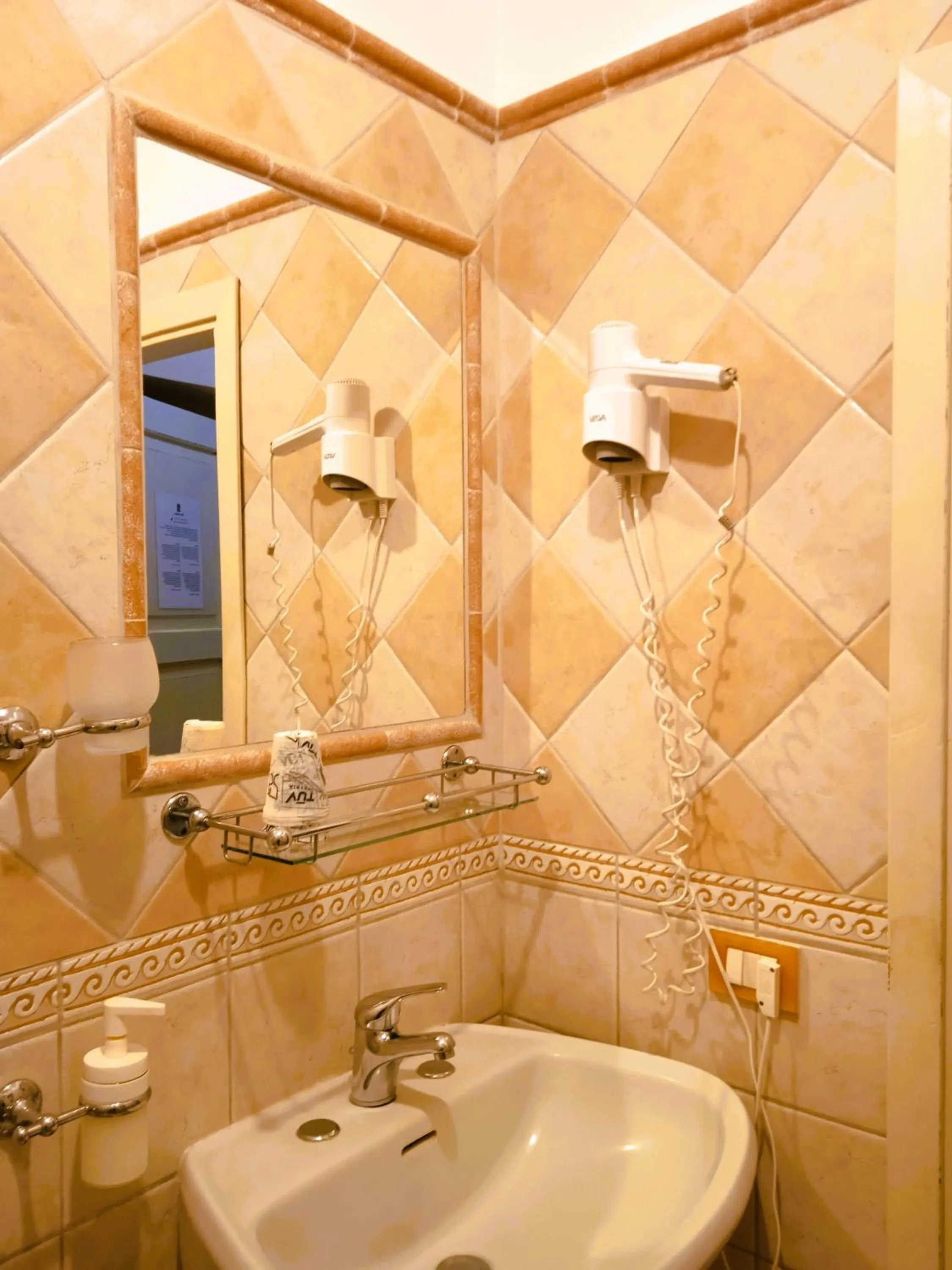 Bathroom in Hotel Moderno