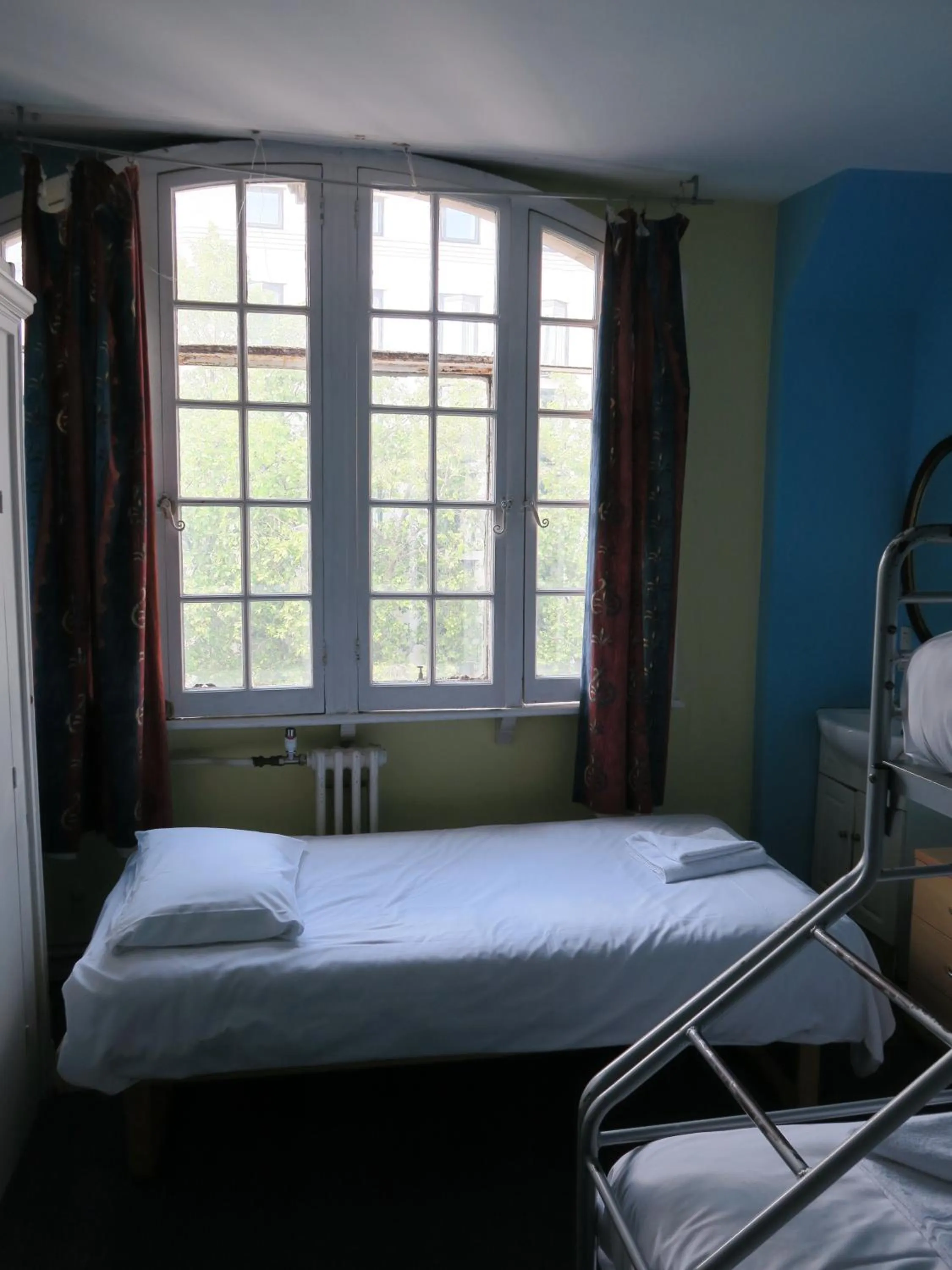 Bed in Hotel Strand Continental