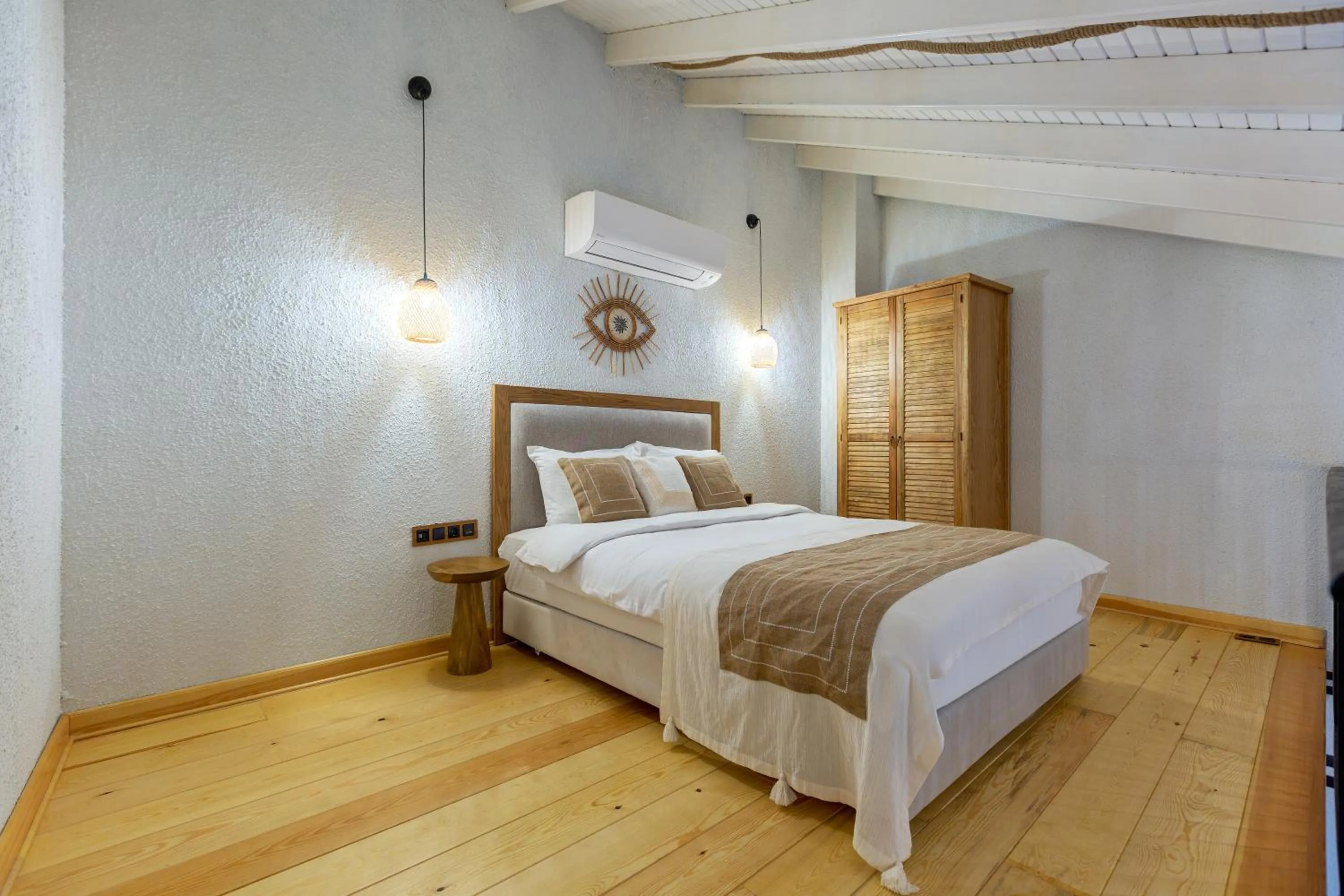 Bed in Navalia Hotel