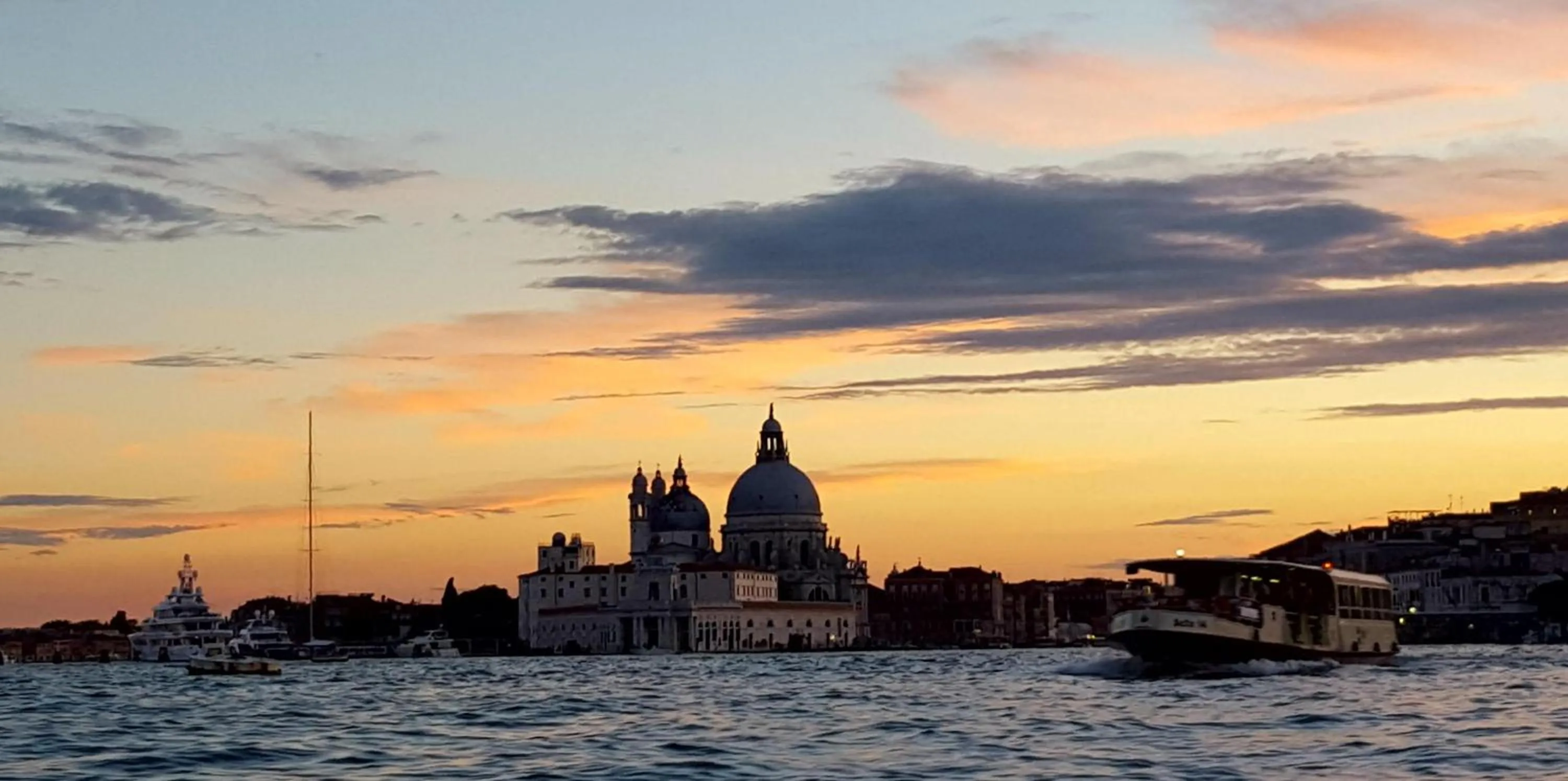 Nearby landmark in Porta da mar