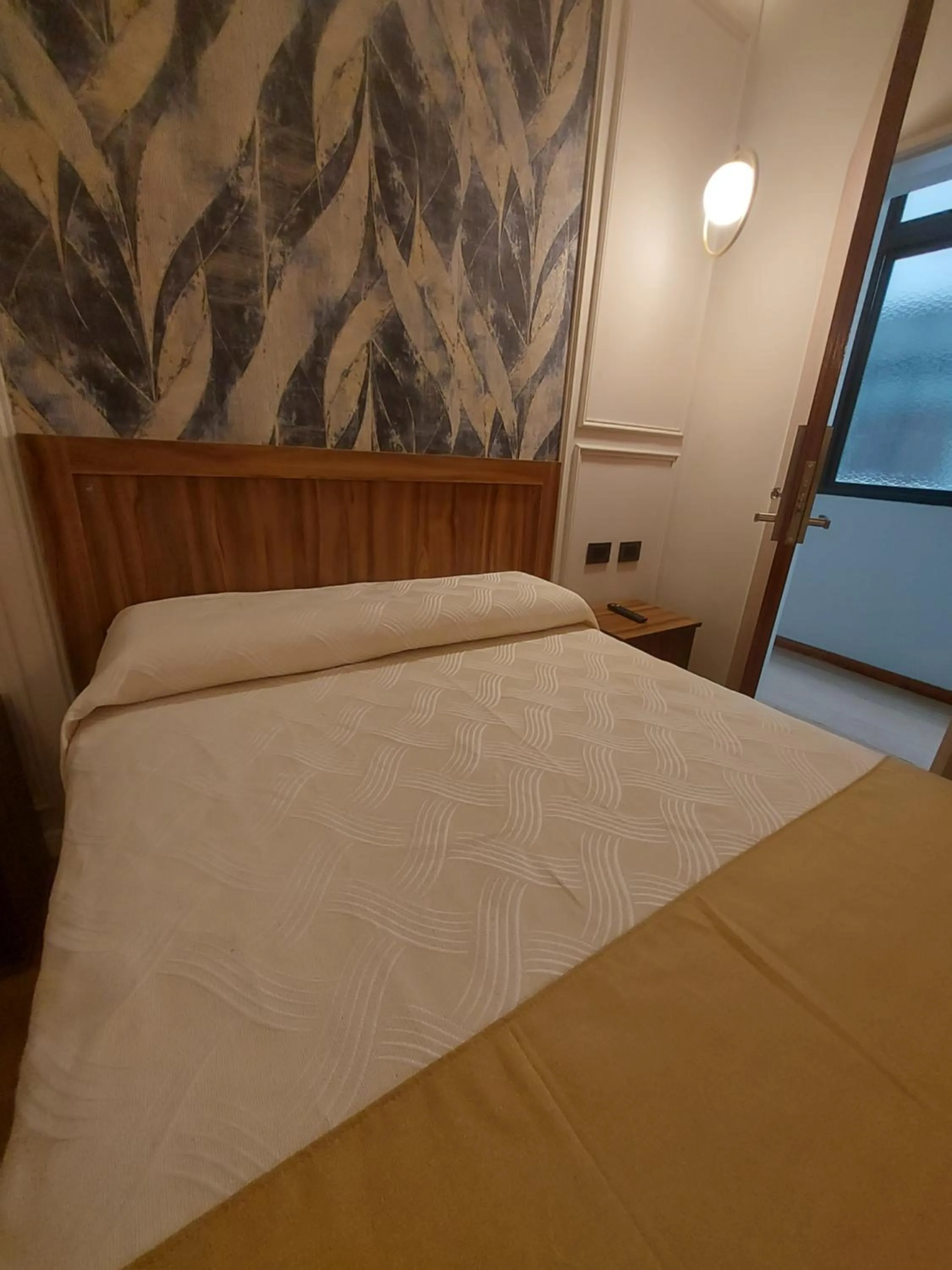 Bedroom, Bed in Hotel Internacional