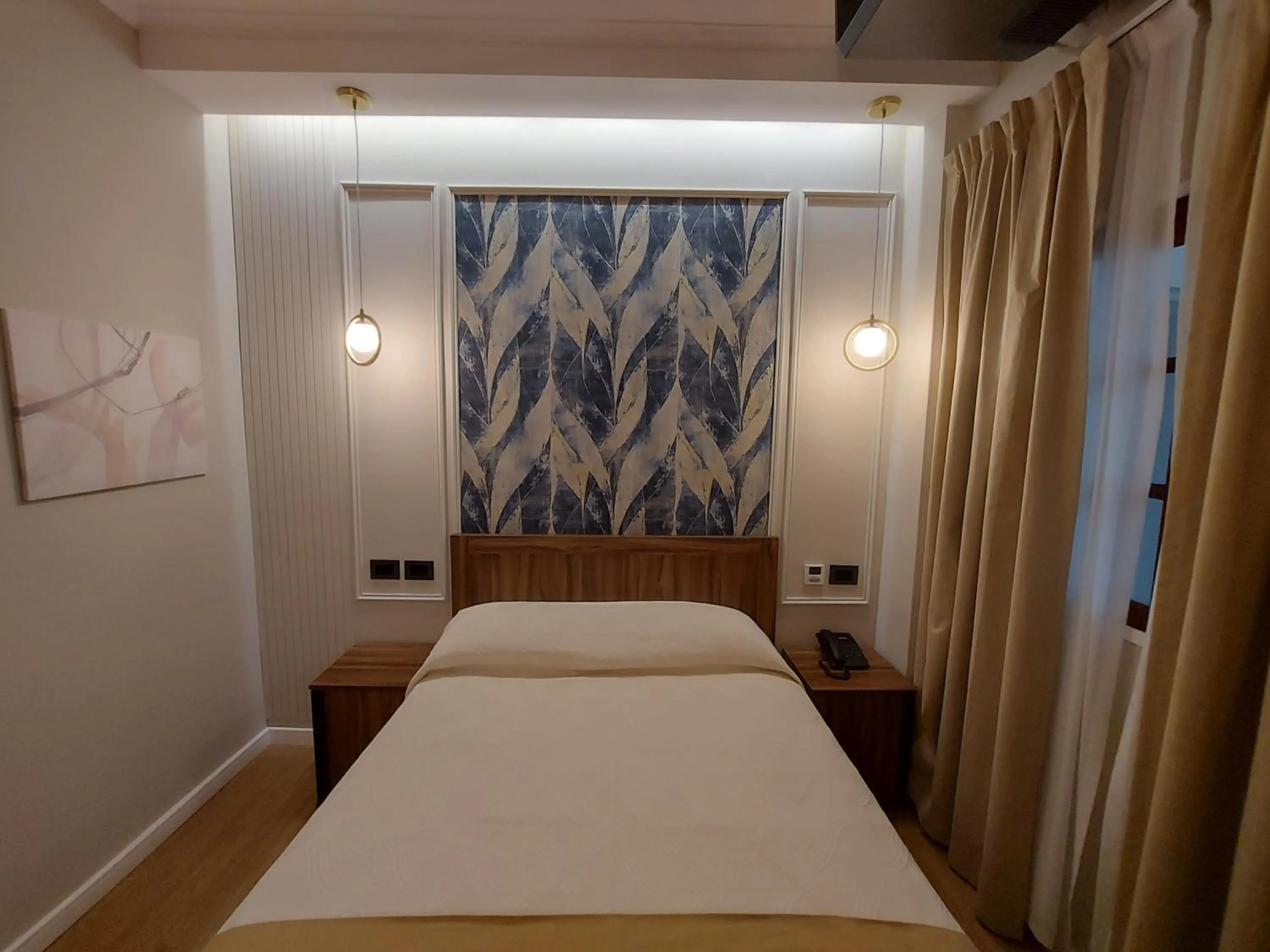 Photo of the whole room, Bed in Hotel Internacional