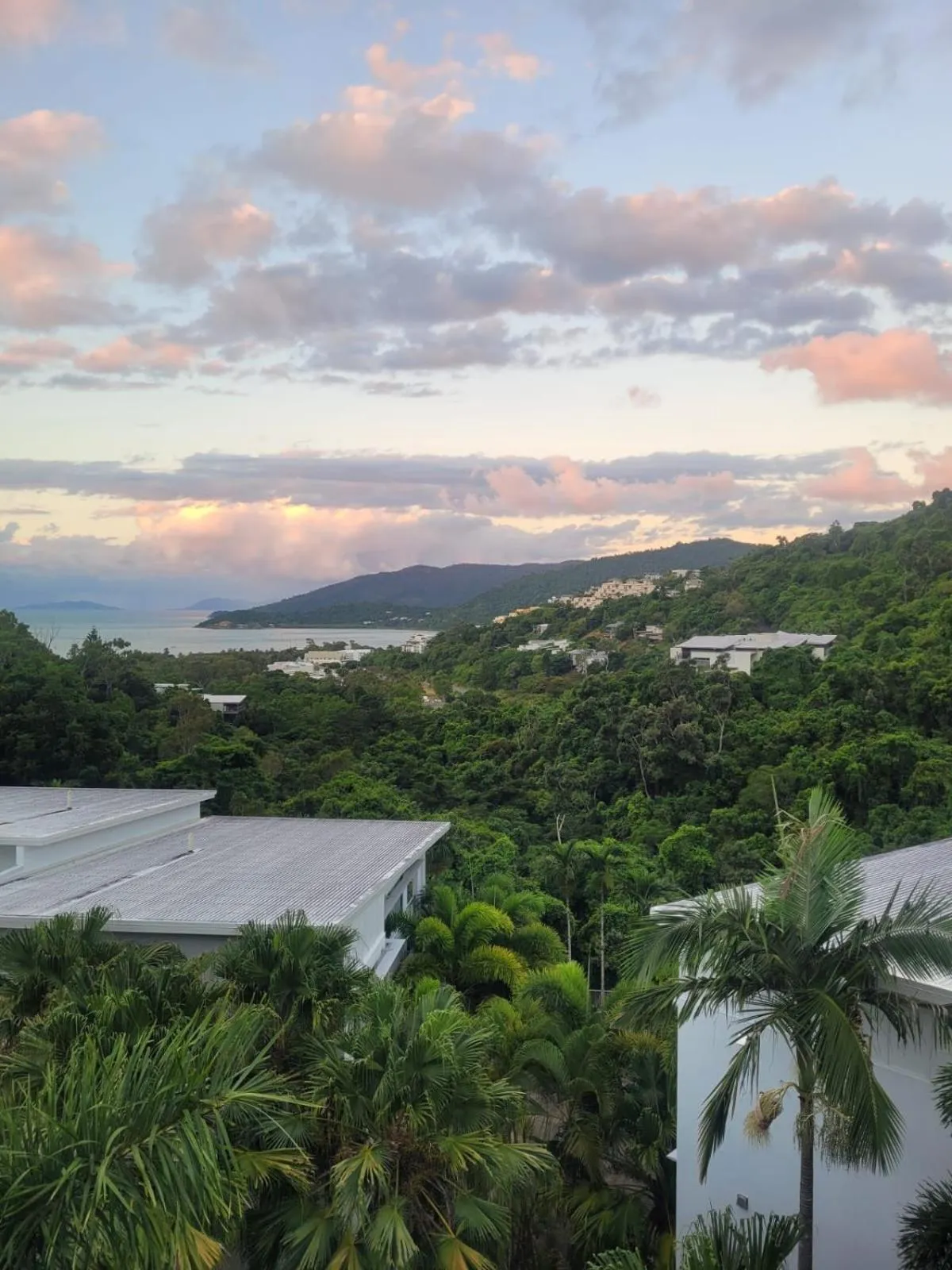 View (from property/room) in Airlie Summit Apartments