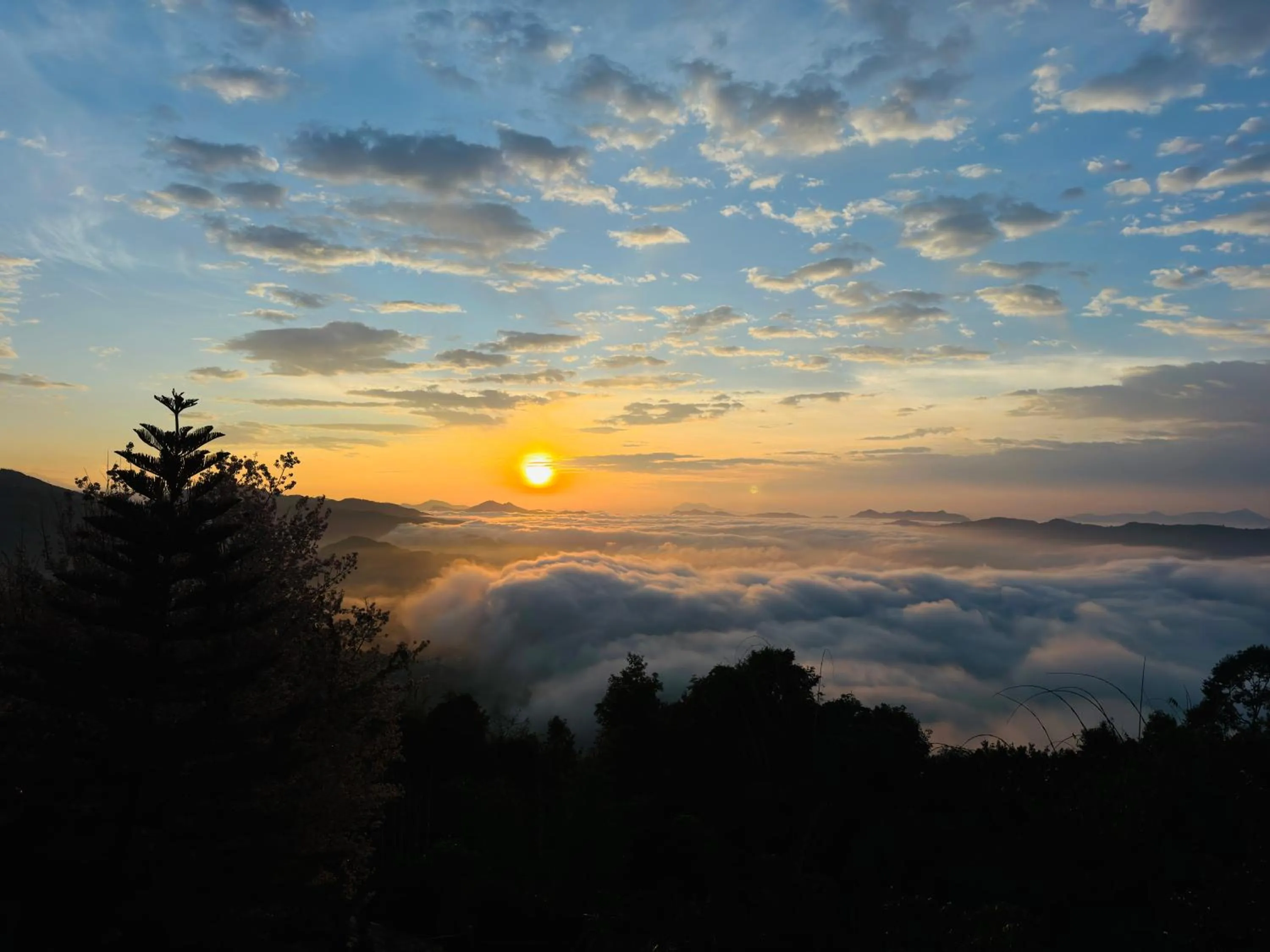 Sunrise in Rock Garden Resort