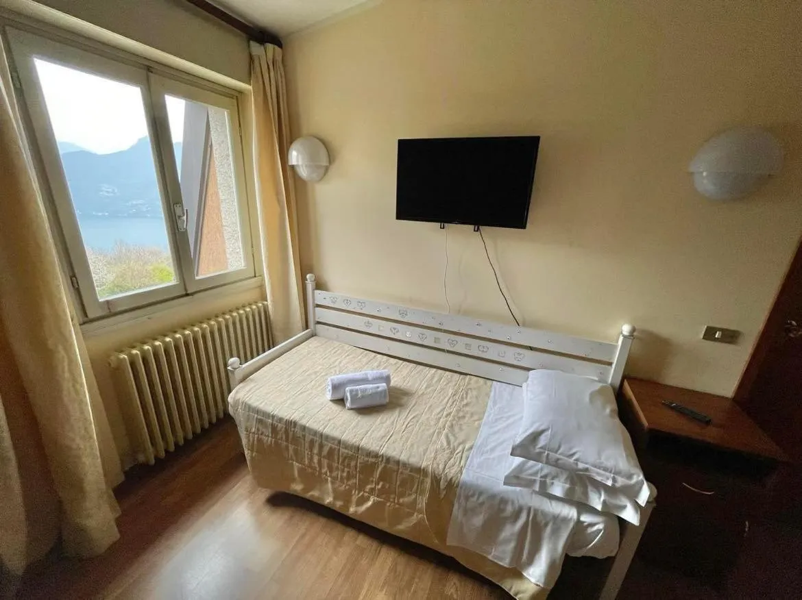 Bed in Hotel Ristorante La Sorgente