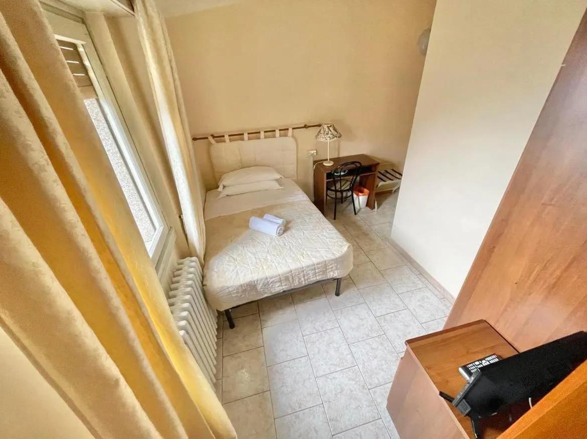 Bed in Hotel Ristorante La Sorgente