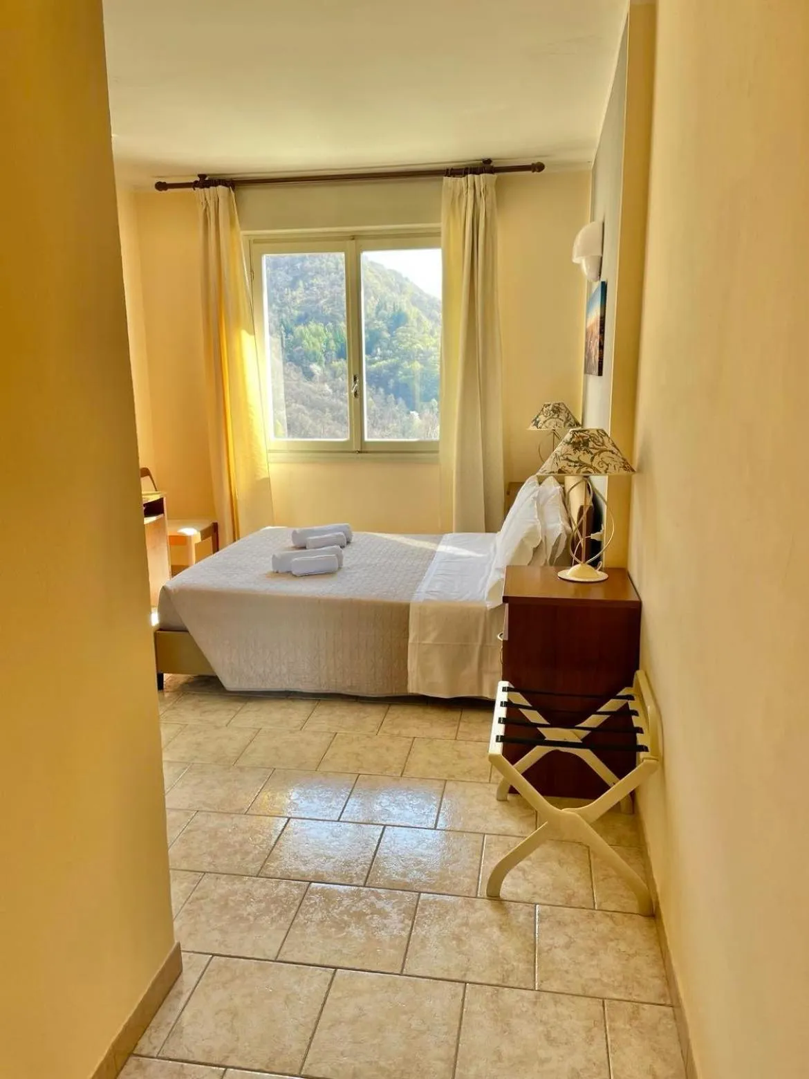 Bed in Hotel Ristorante La Sorgente