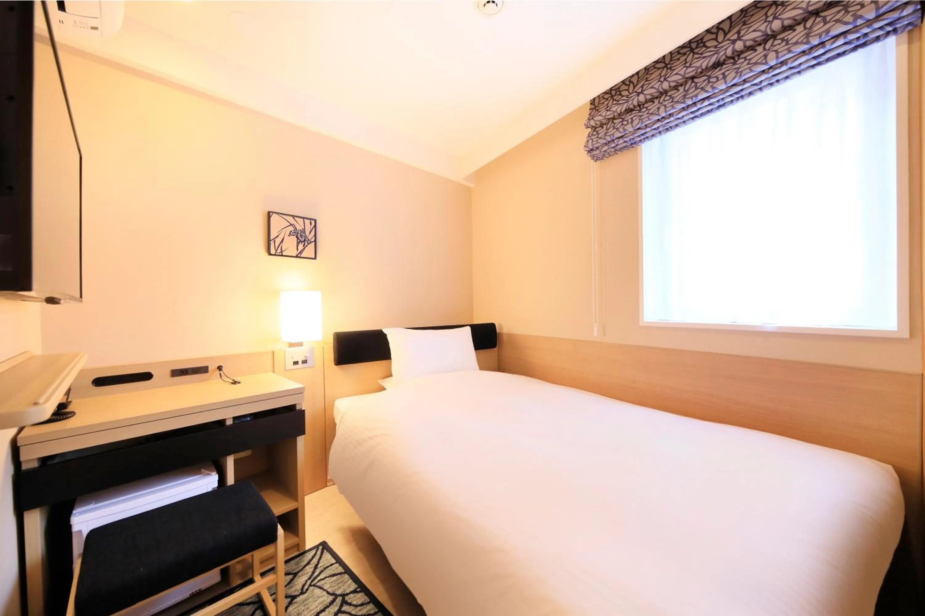 Photo of the whole room, Bed in Hotel Nihonbashi Saibo