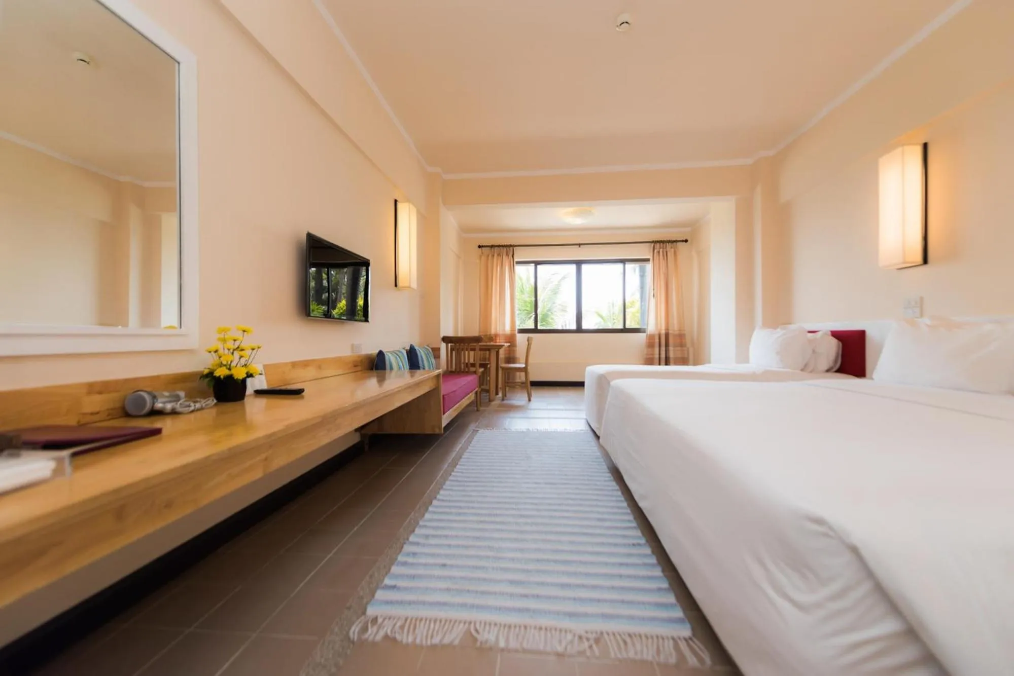 Bed in Rayong Resort Hotel โรงแรมระยองรีสอร์ท