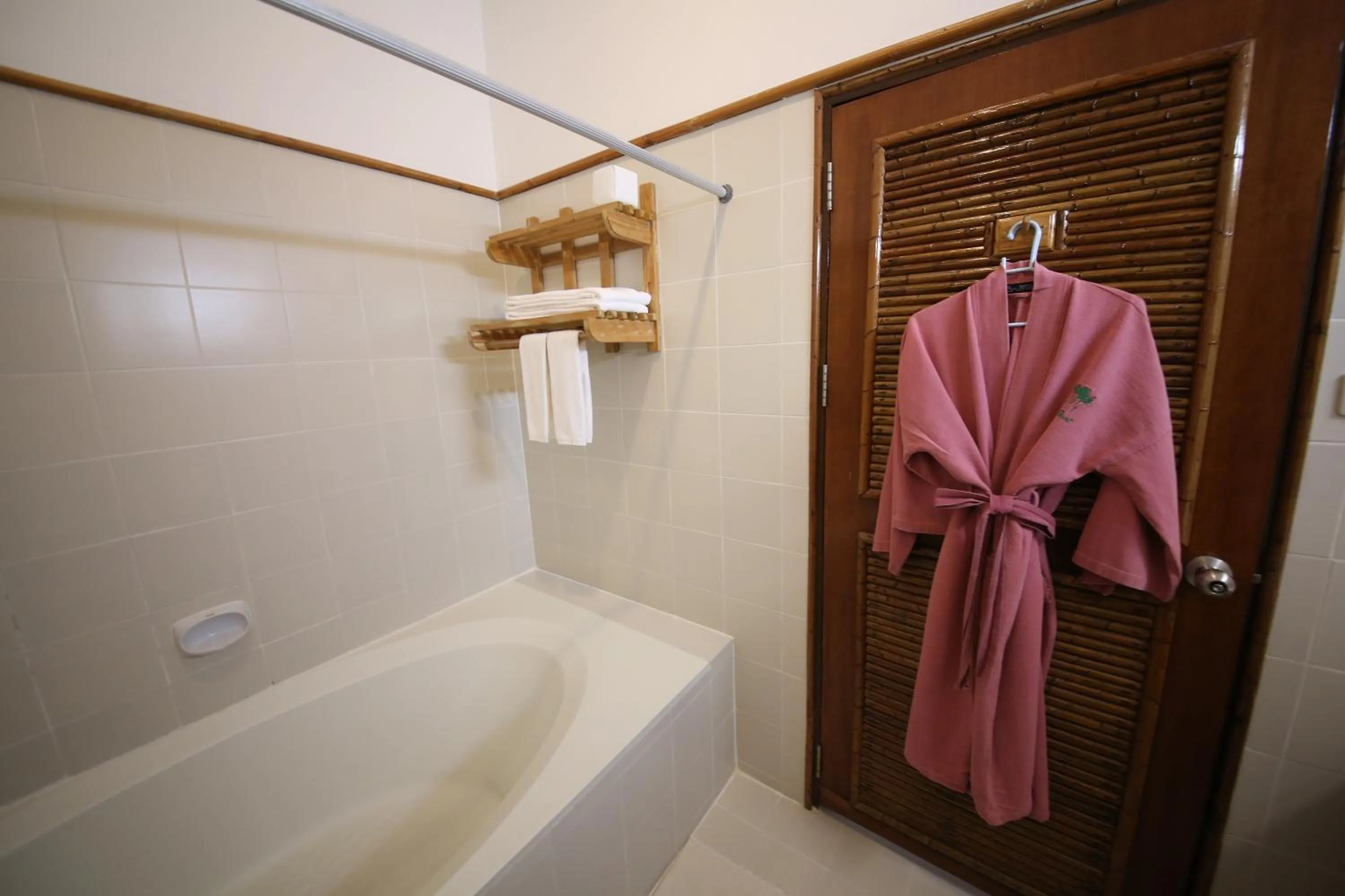 Bathroom in Rayong Resort Hotel โรงแรมระยองรีสอร์ท