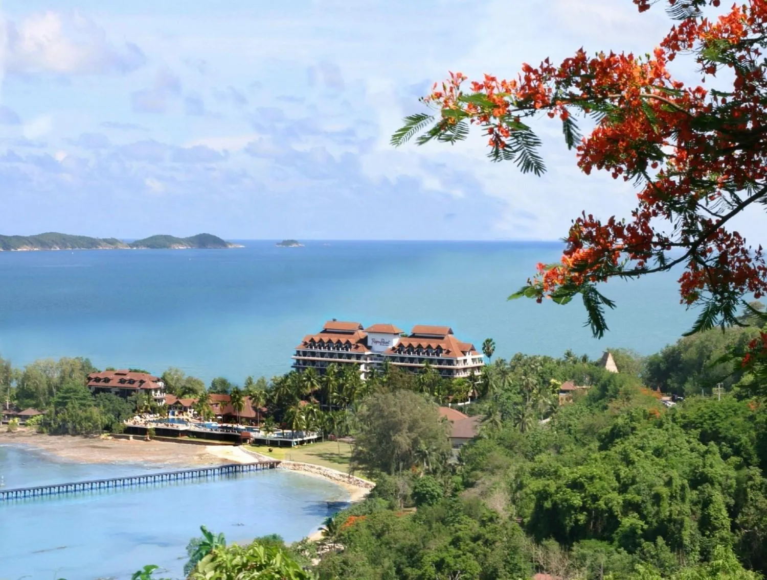 Rayong Resort Hotel โรงแรมระยองรีสอร์ท