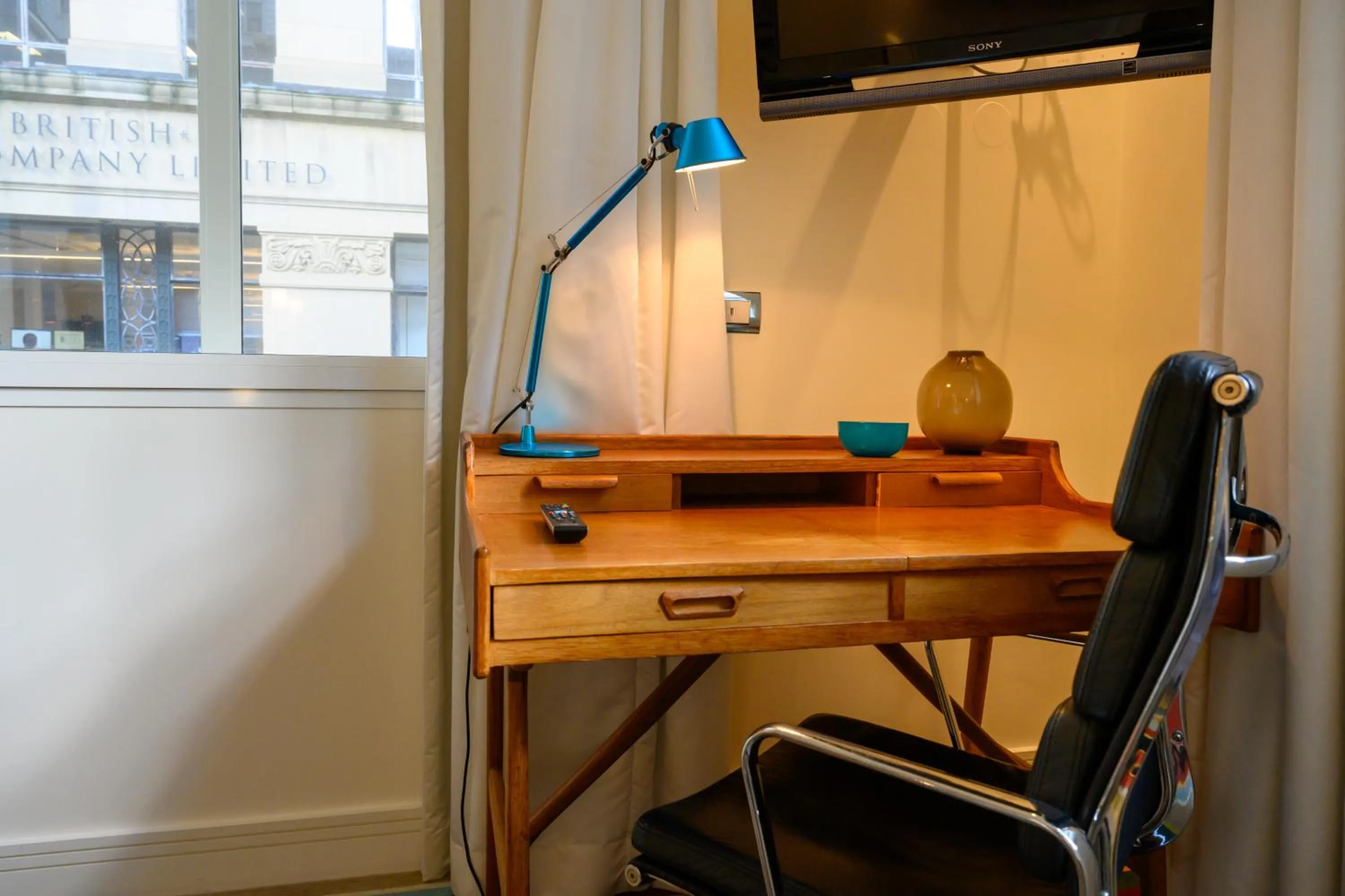 Business facilities in Hotel DeBrett