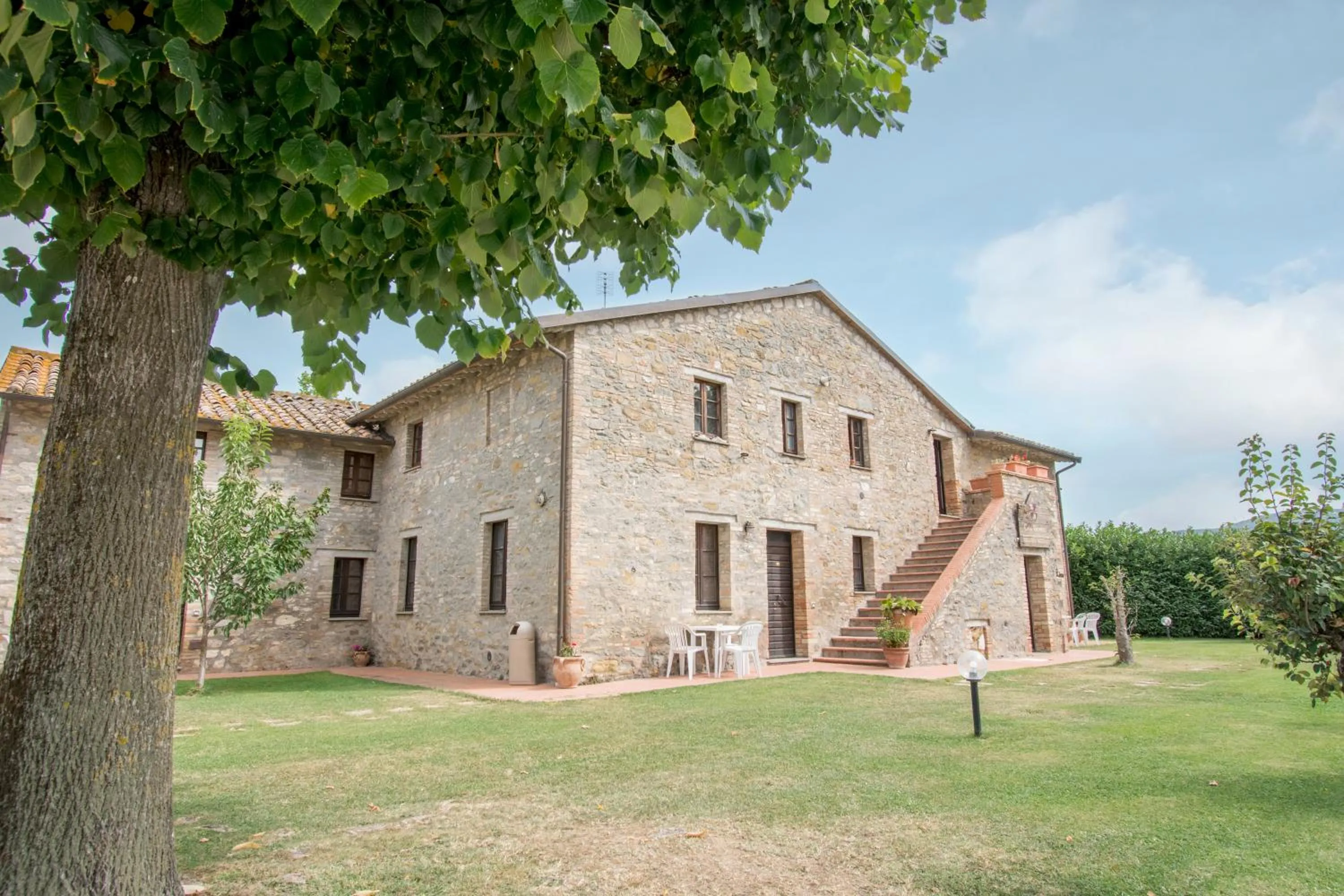 Property building in Casa Vacanze Vecchio Granaio