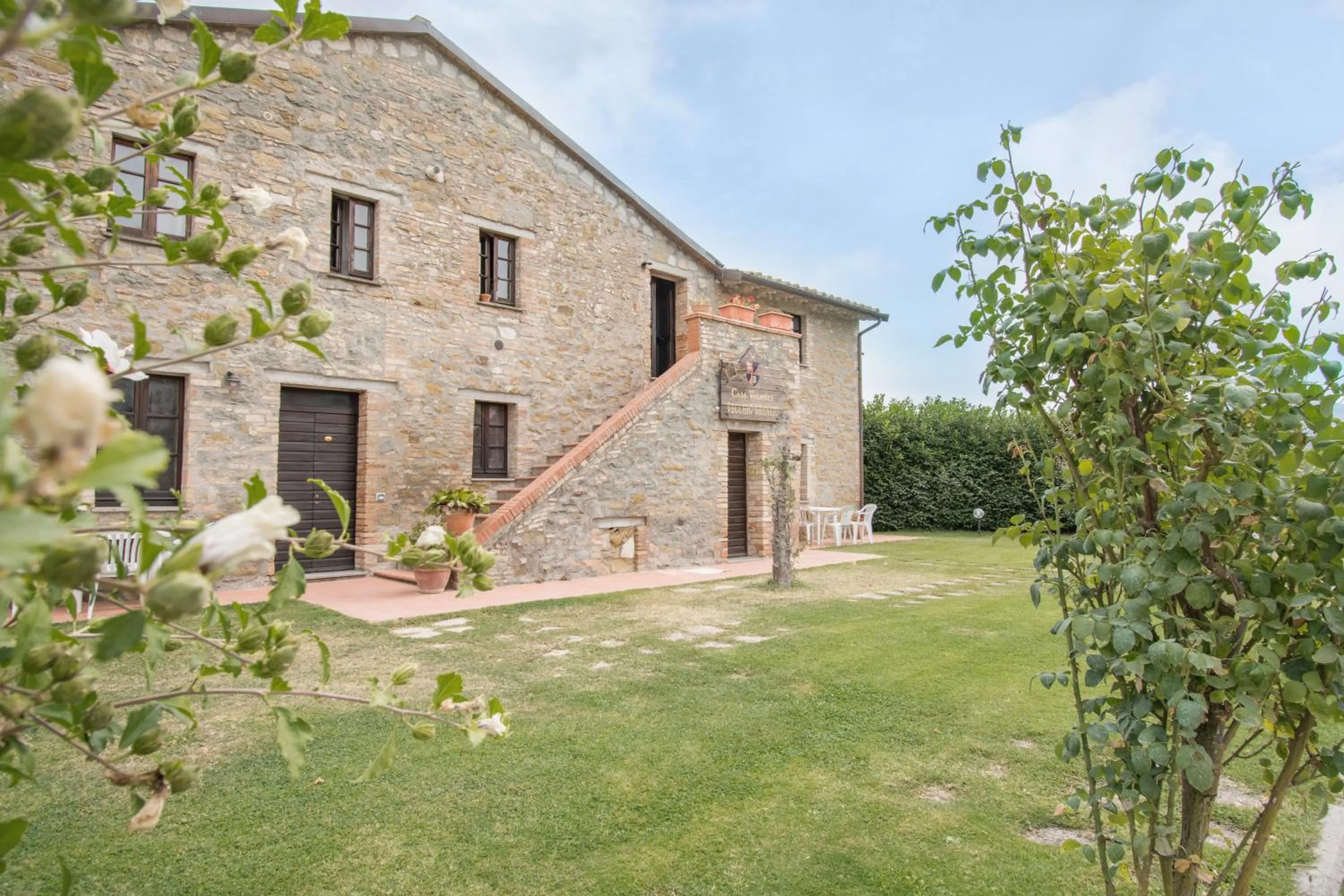 Property building in Casa Vacanze Vecchio Granaio