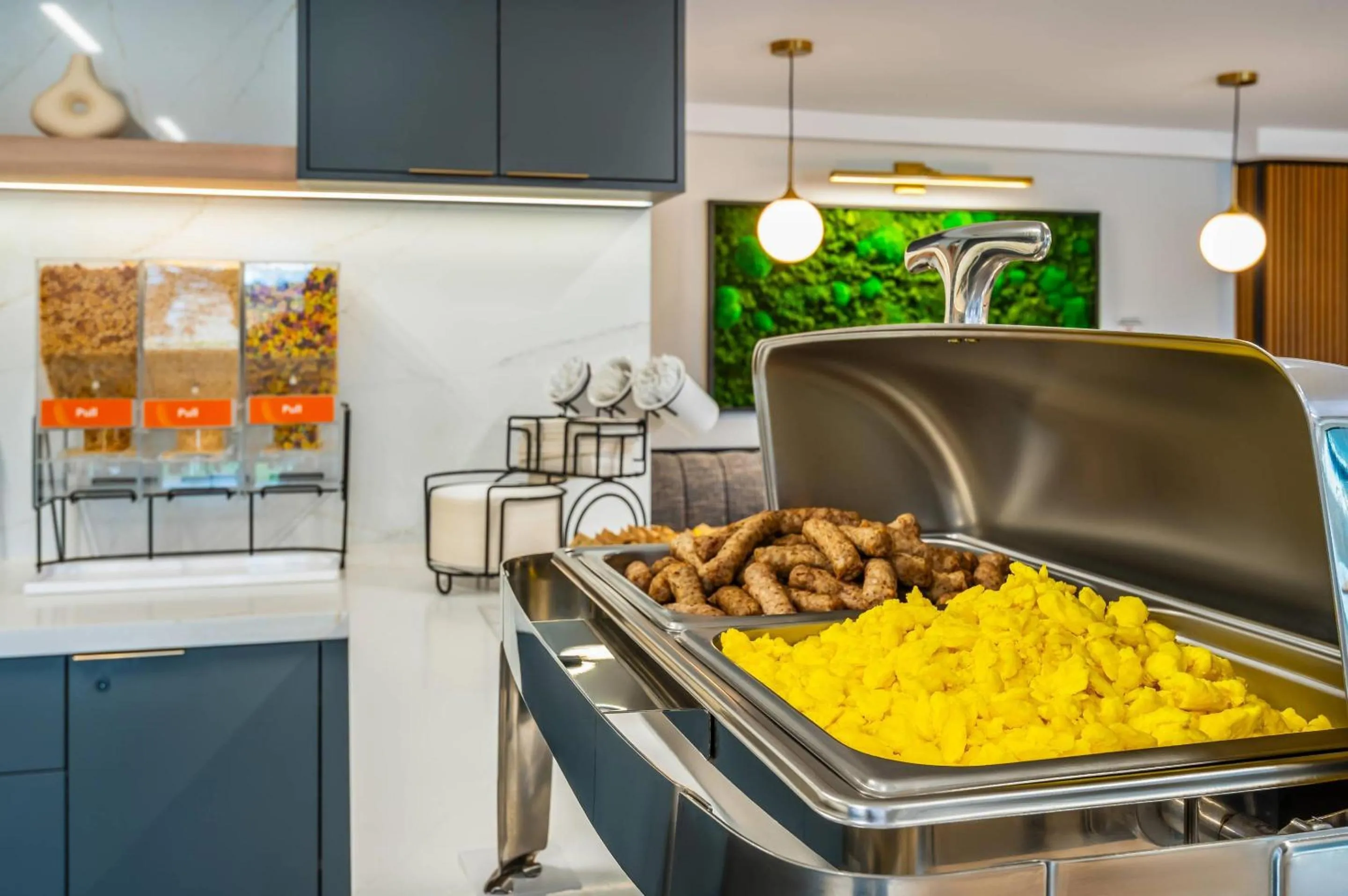 Breakfast in Comfort Inn