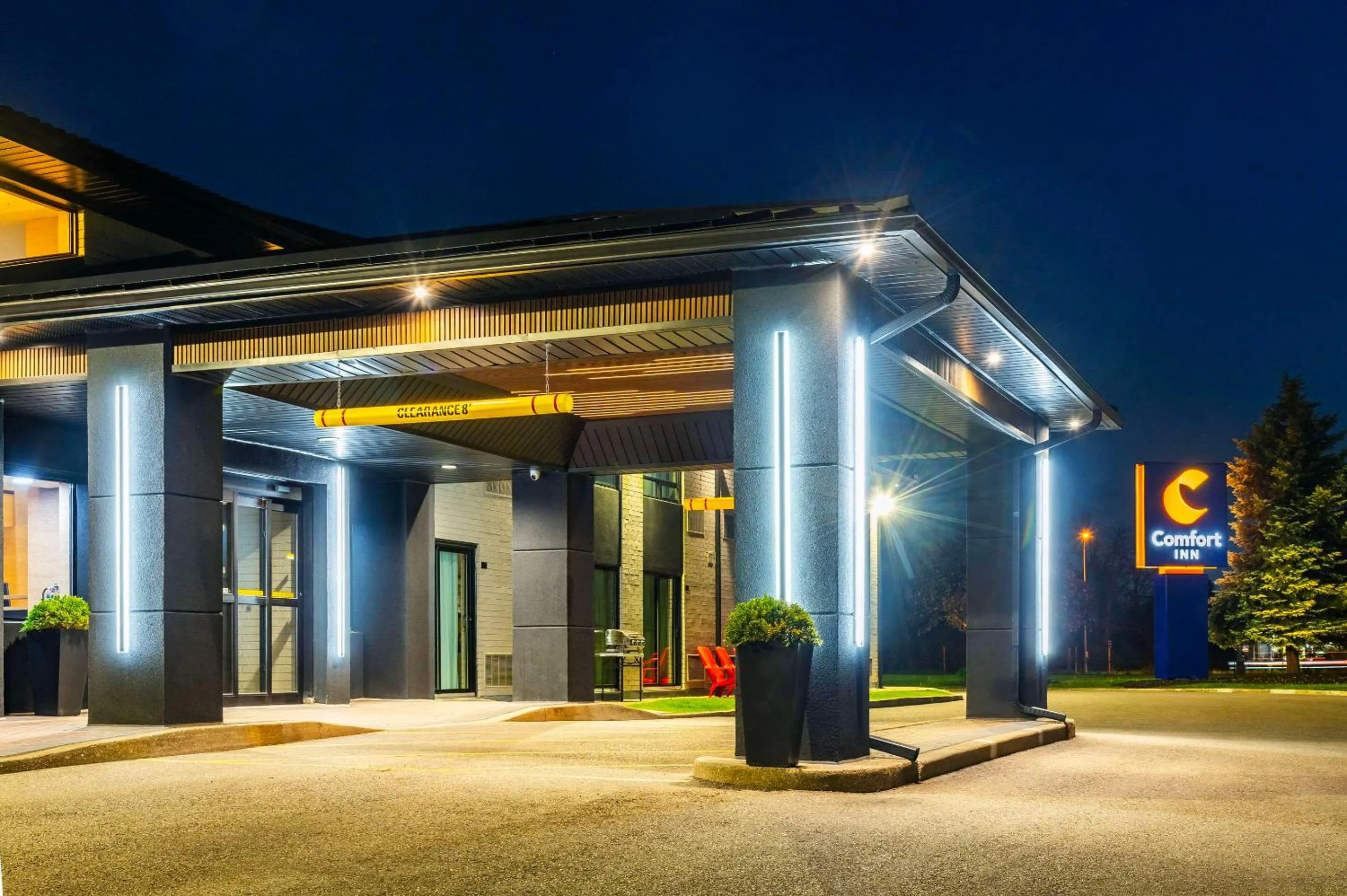 Property building in Comfort Inn