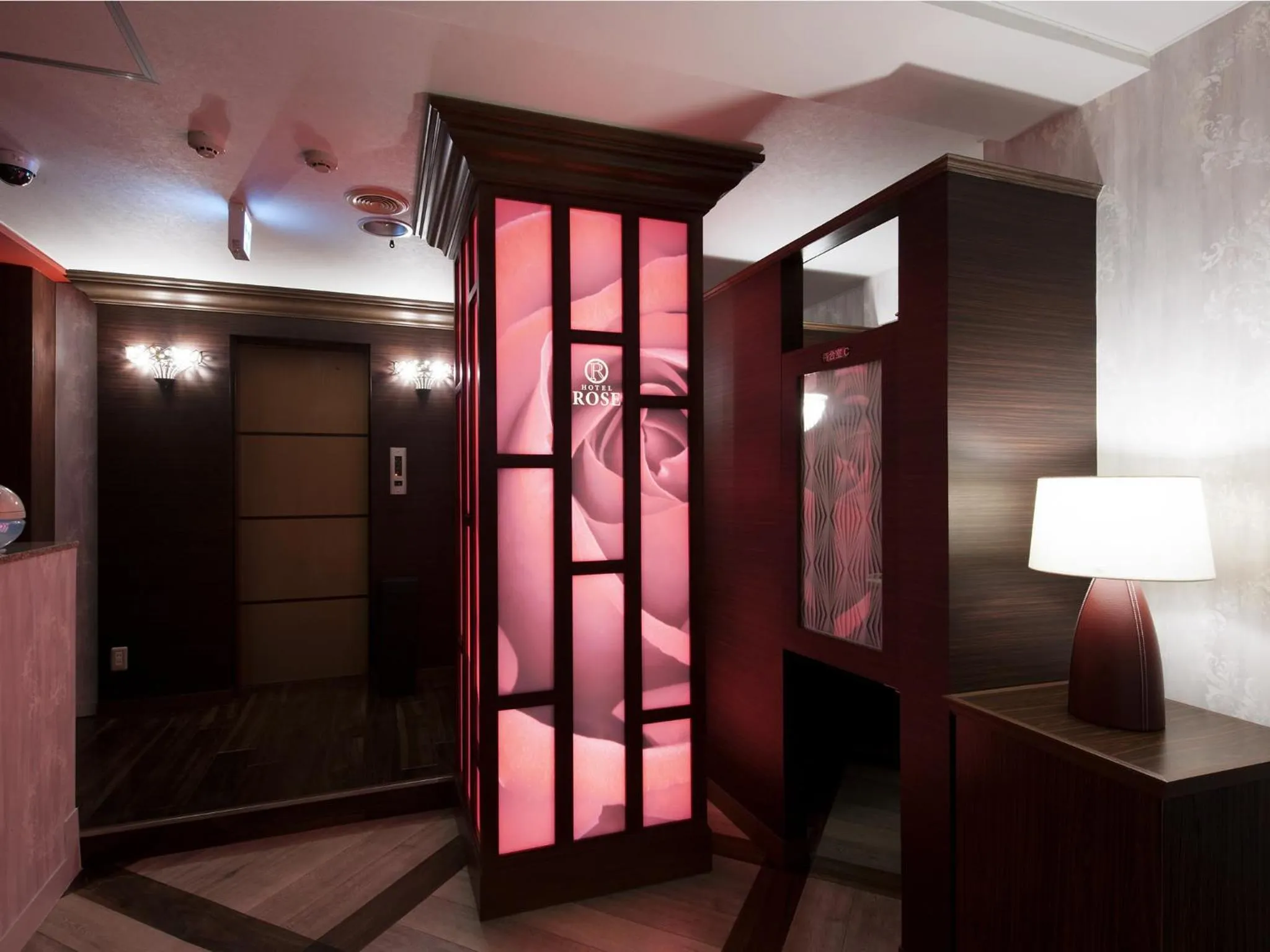 Bed in Hotel Rose (Adult Only)