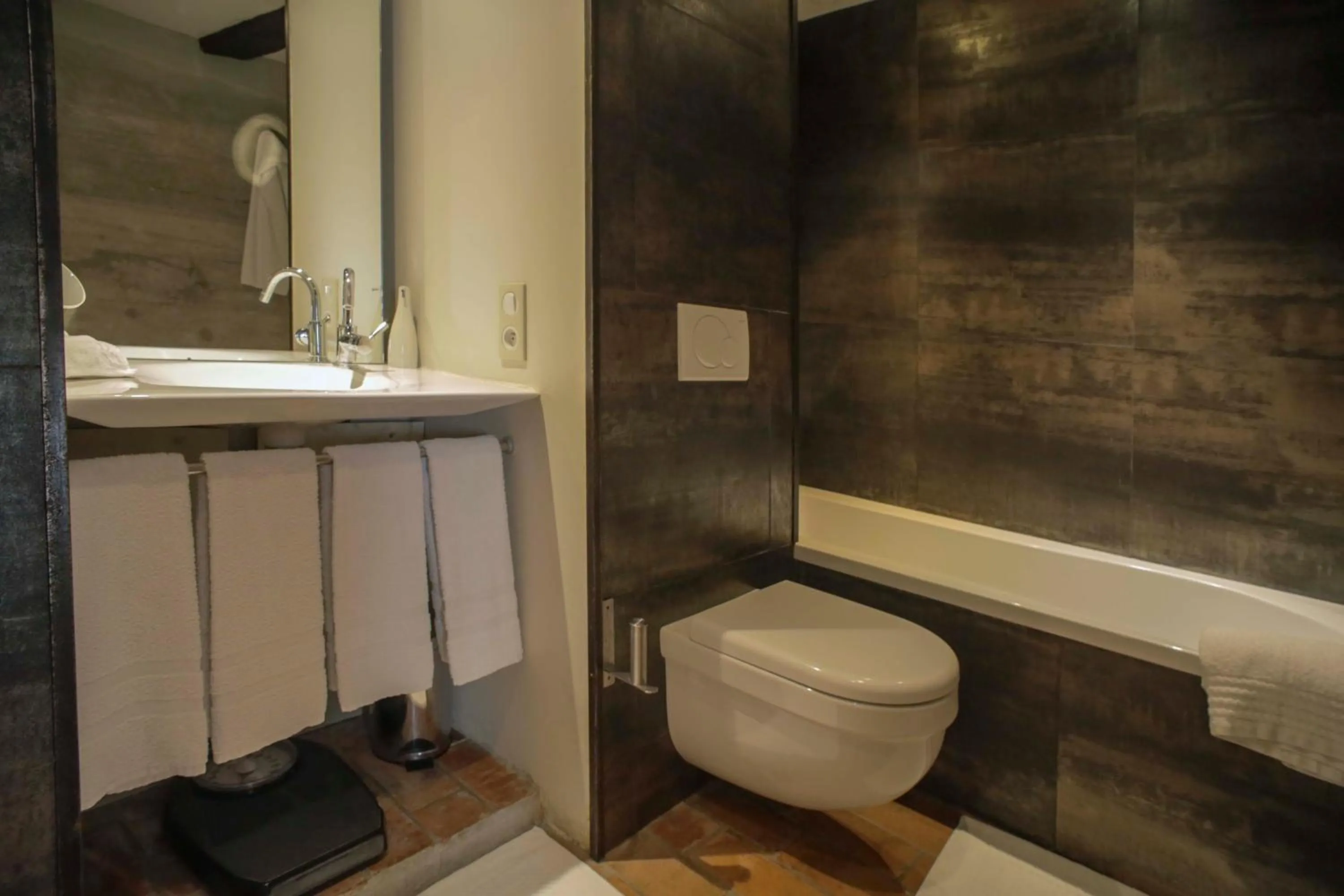 la maison aux bonsais