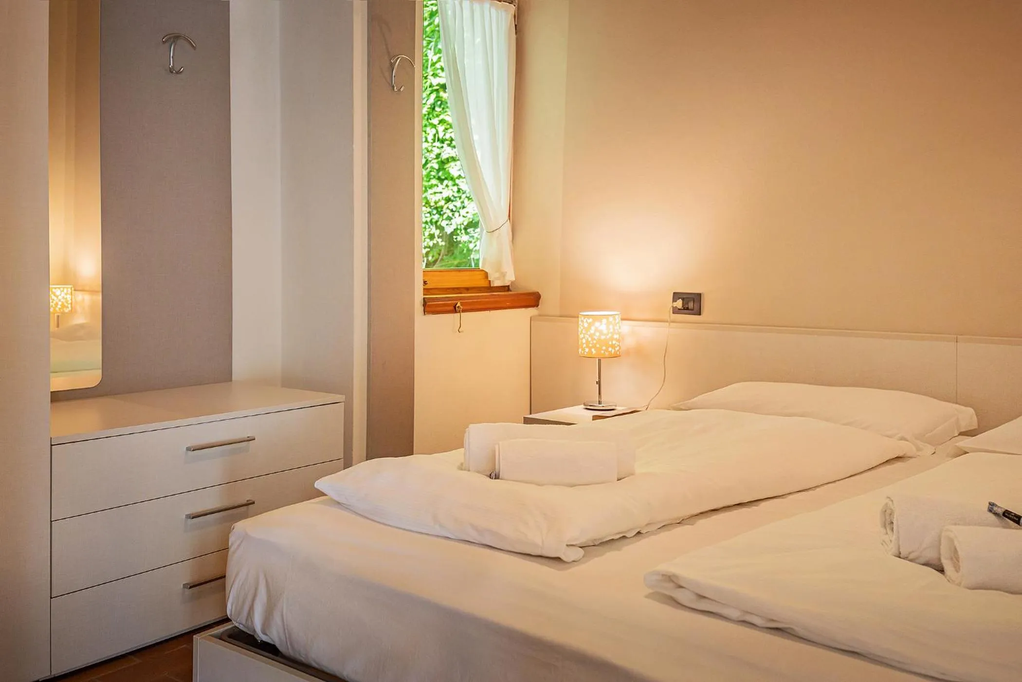 Bedroom, Bed in La Fontanina