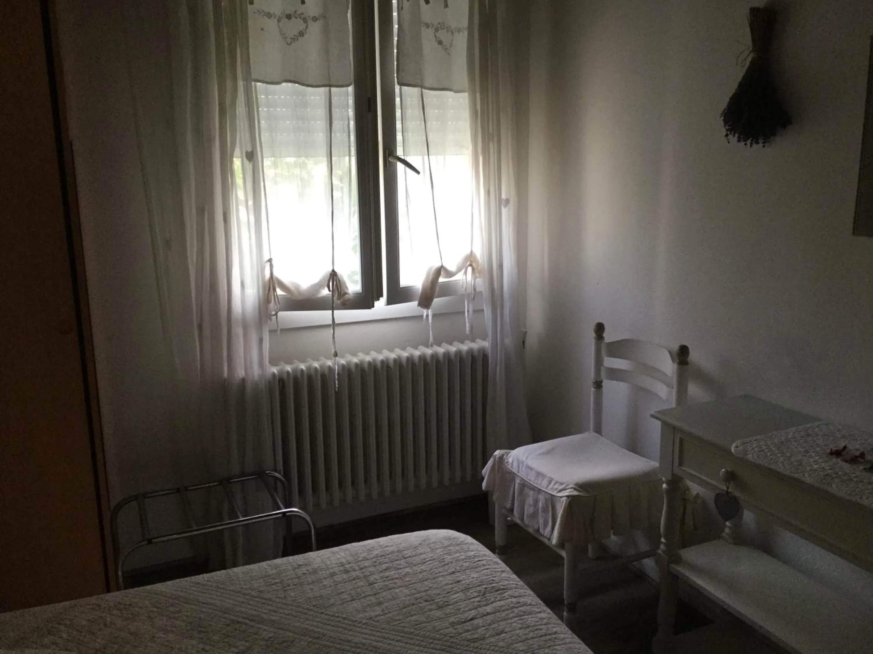 Bed in Hotel Le Méditérranée