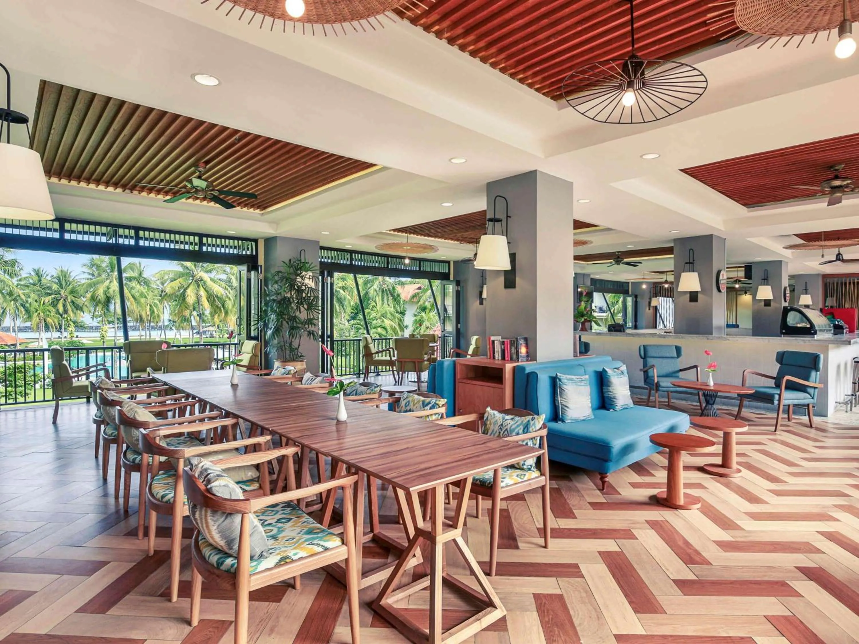 Restaurant/places to eat in Manado Tateli Resort and Convention