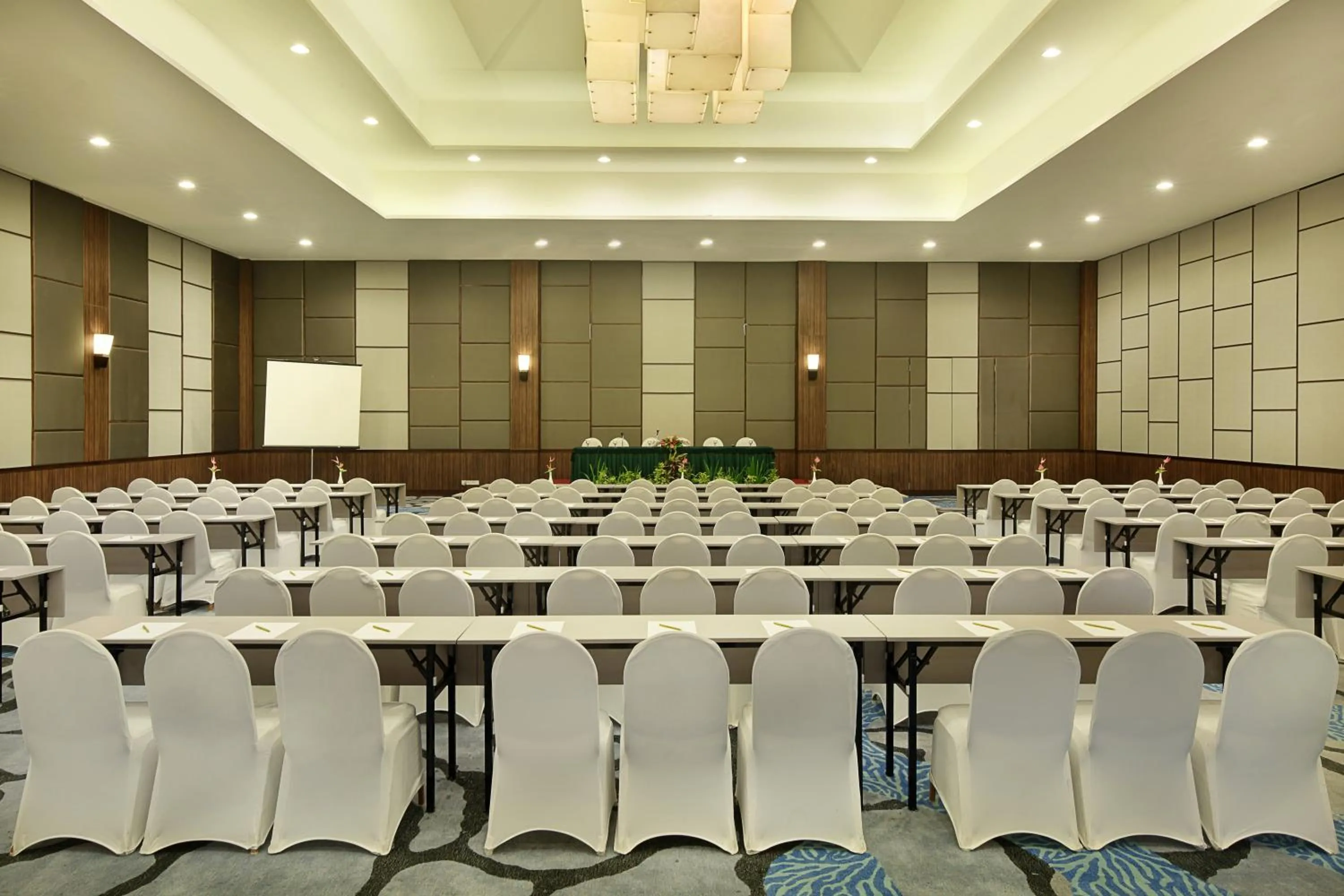 Banquet/Function facilities in Manado Tateli Resort and Convention