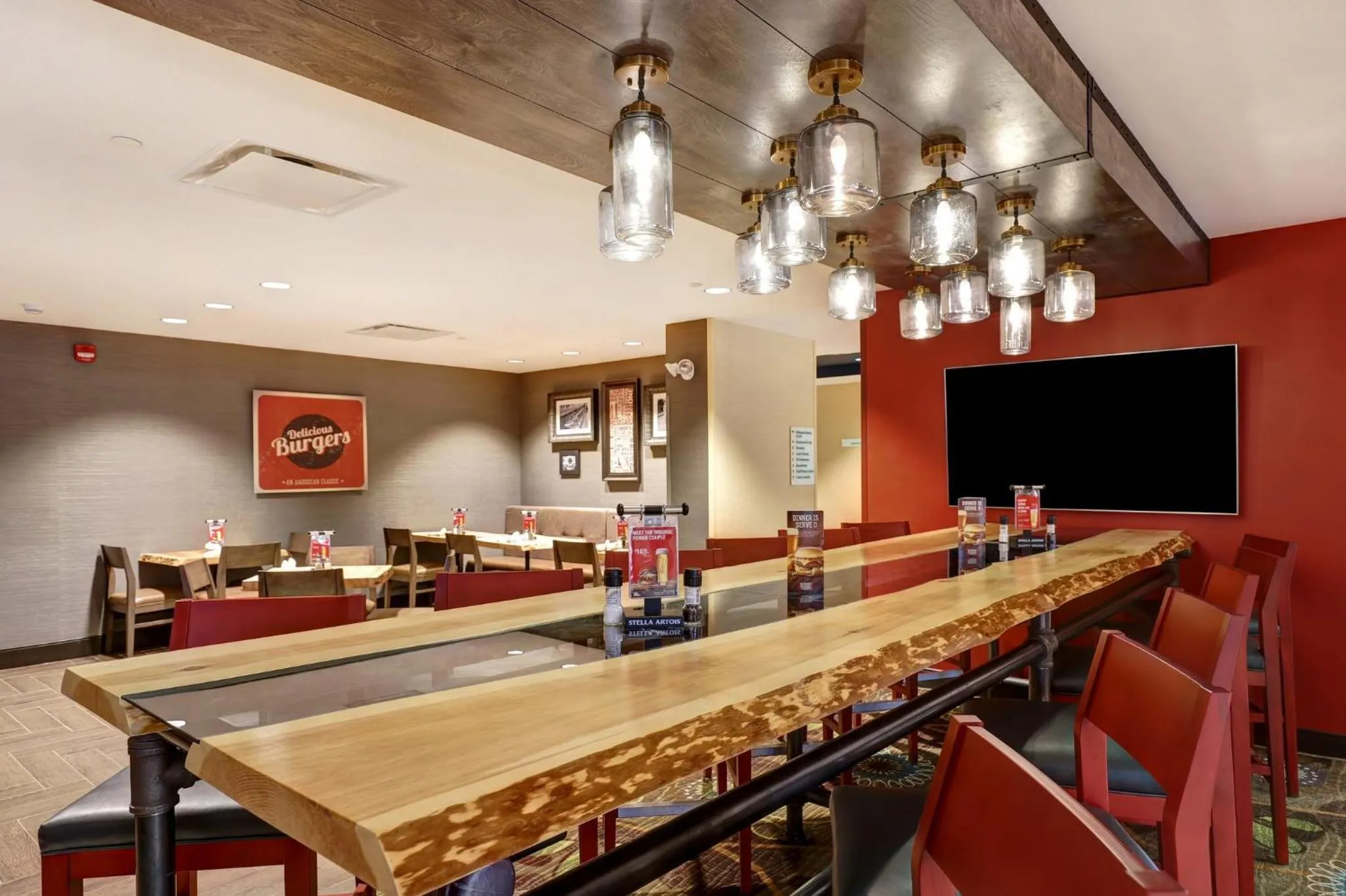 Restaurant/places to eat in Holiday Inn - Mississauga Toronto West by IHG