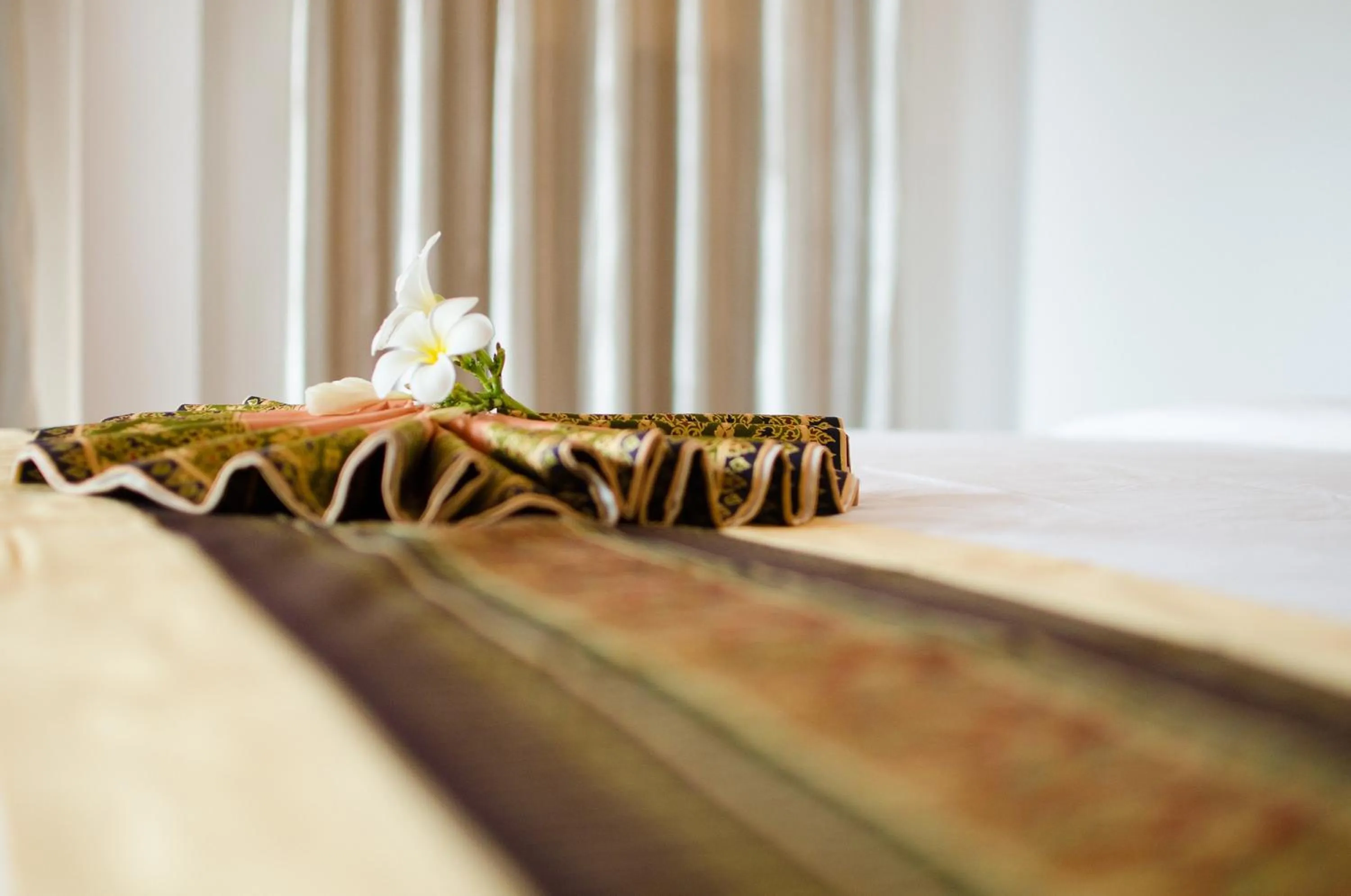 Bed in Phi Phi The Beach Resort