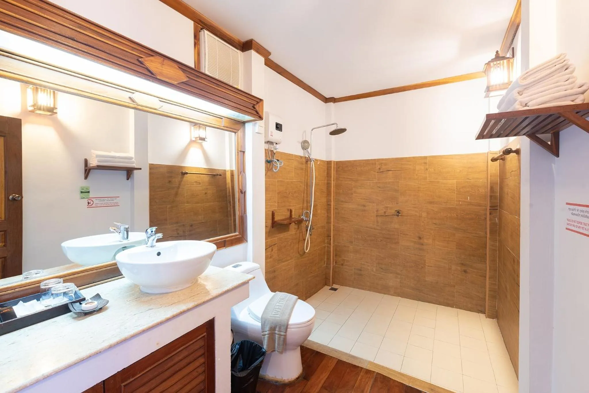 Bathroom in Phi Phi The Beach Resort