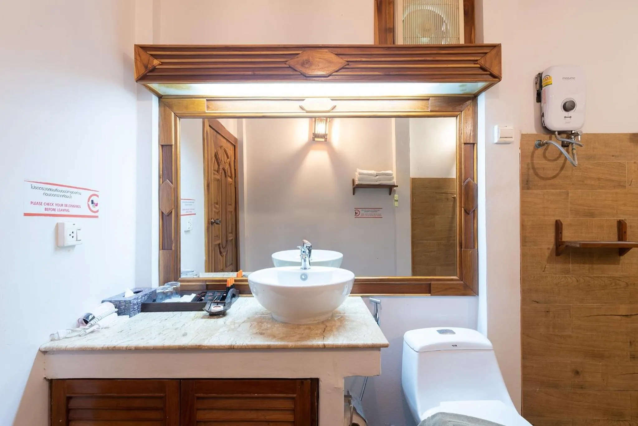 Bathroom in Phi Phi The Beach Resort