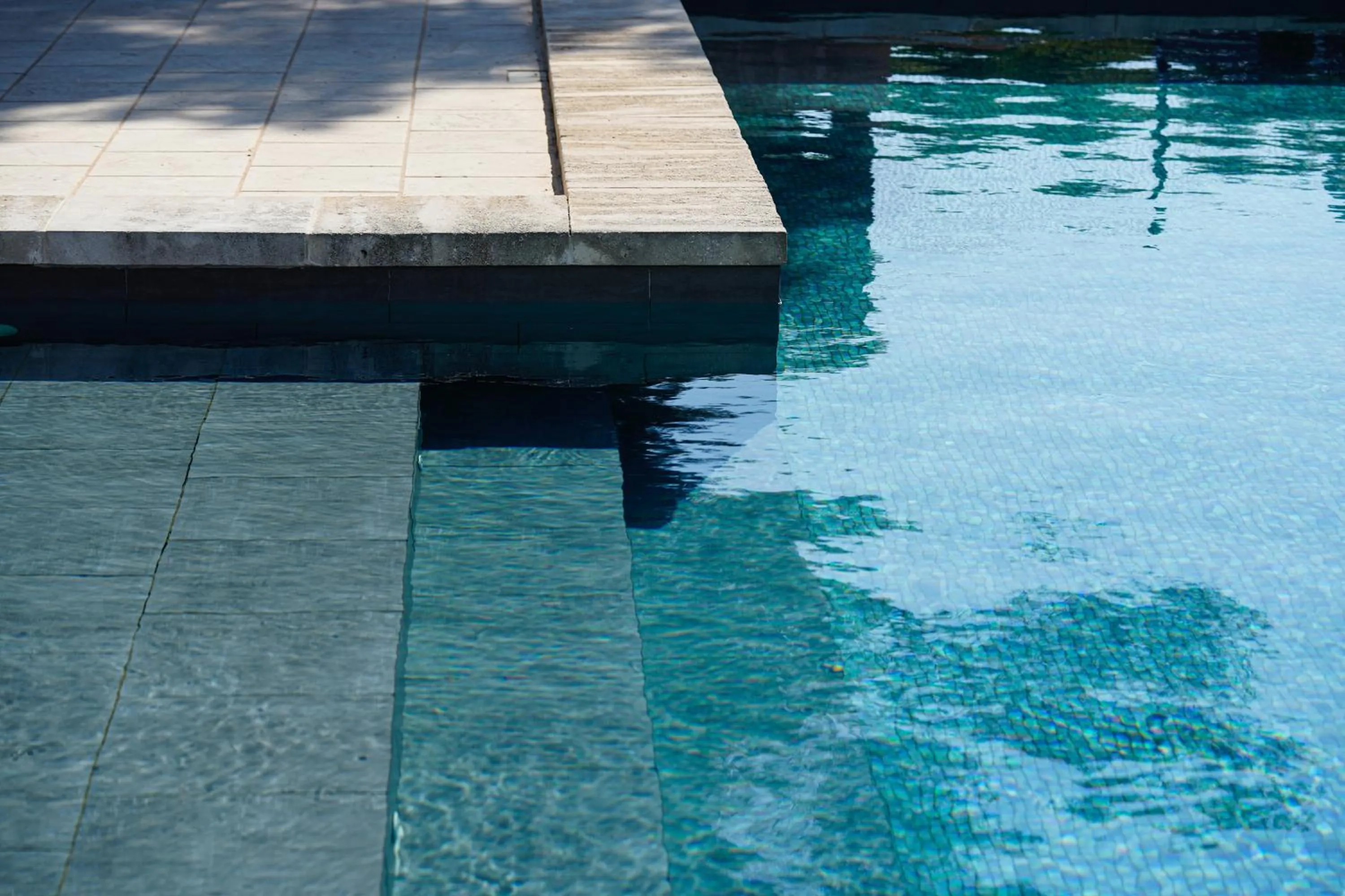 Swimming pool in Grand Prix Hôtel & Restaurant