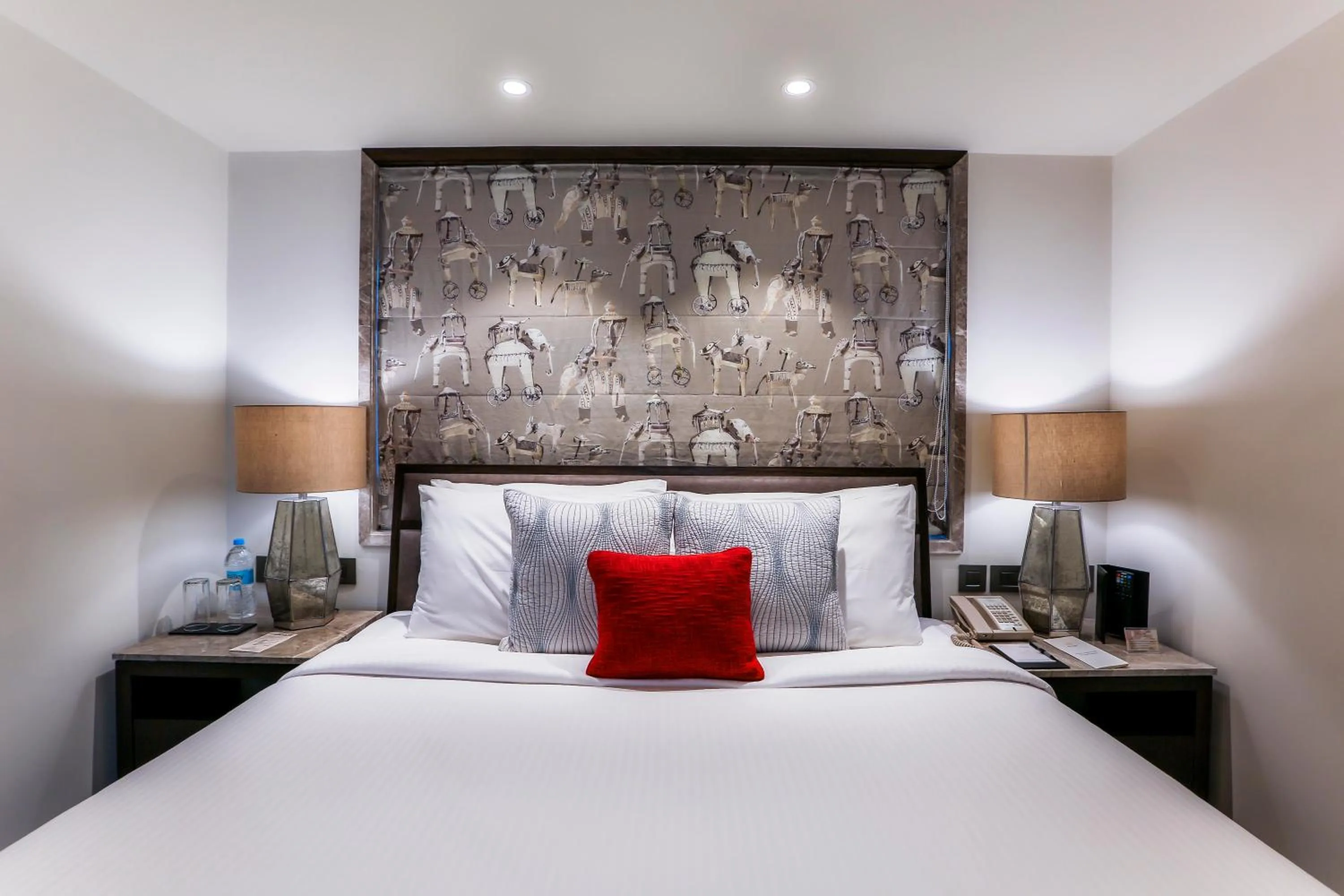 Bed in Sun-n-Sand Mumbai Juhu Beach