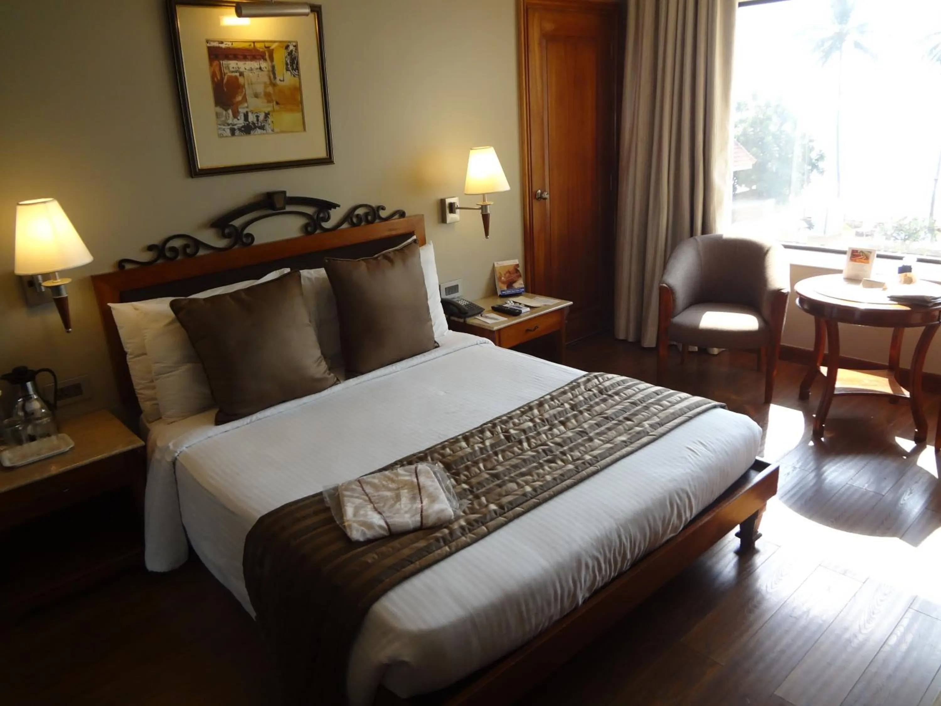 Bed in Sun-n-Sand Mumbai Juhu Beach