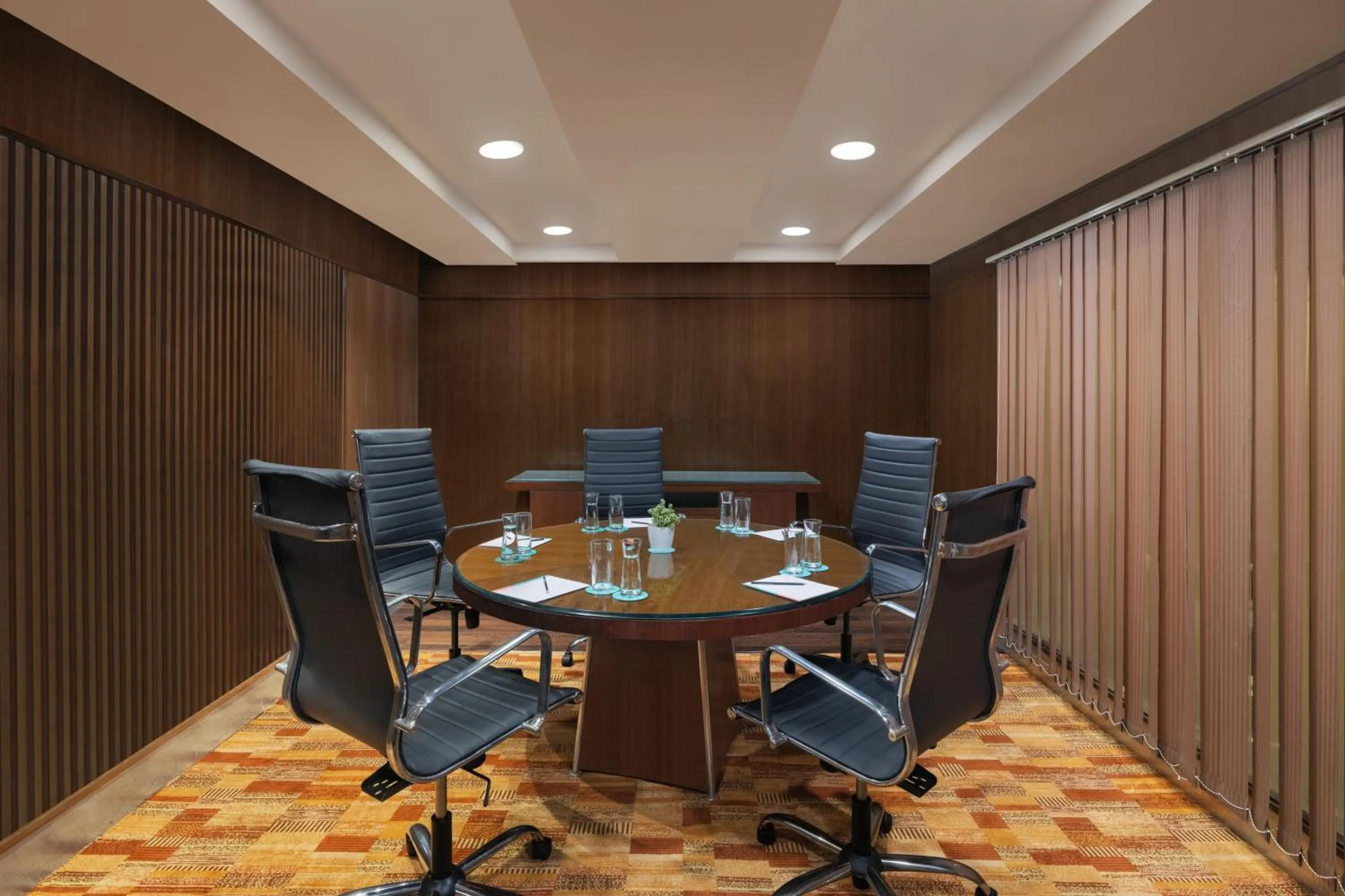 Meeting/conference room in Le Meridien Nagpur