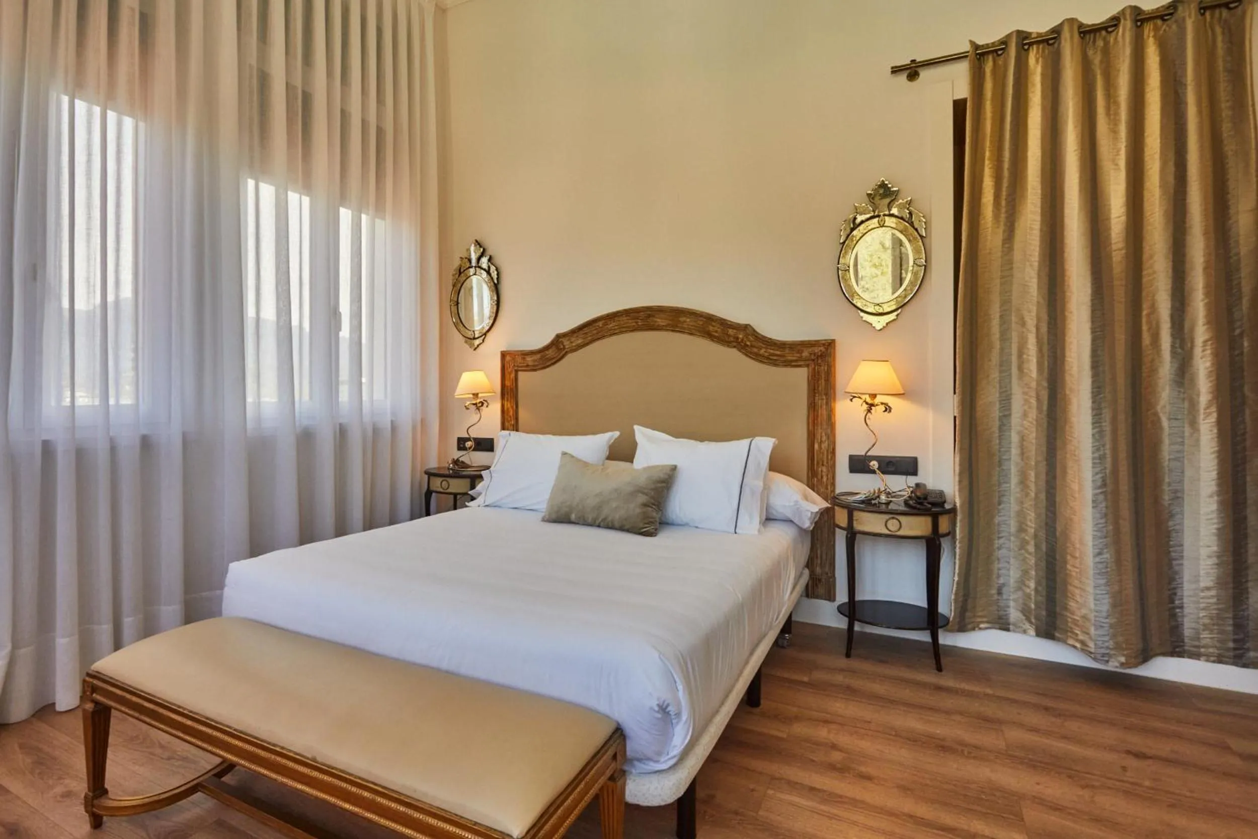 Bed in Silken Gran Hotel del Sella