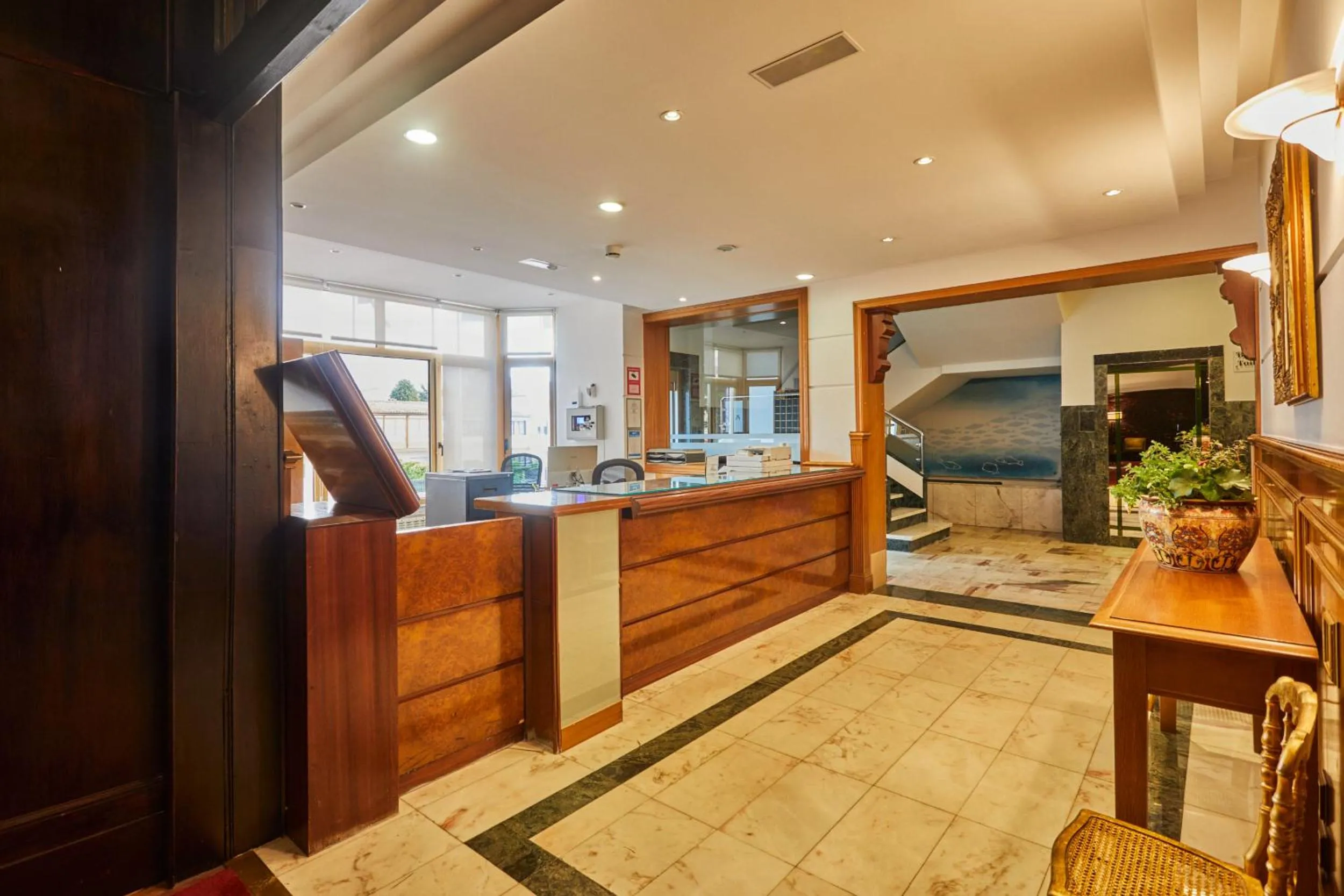 Lobby or reception in Silken Gran Hotel del Sella