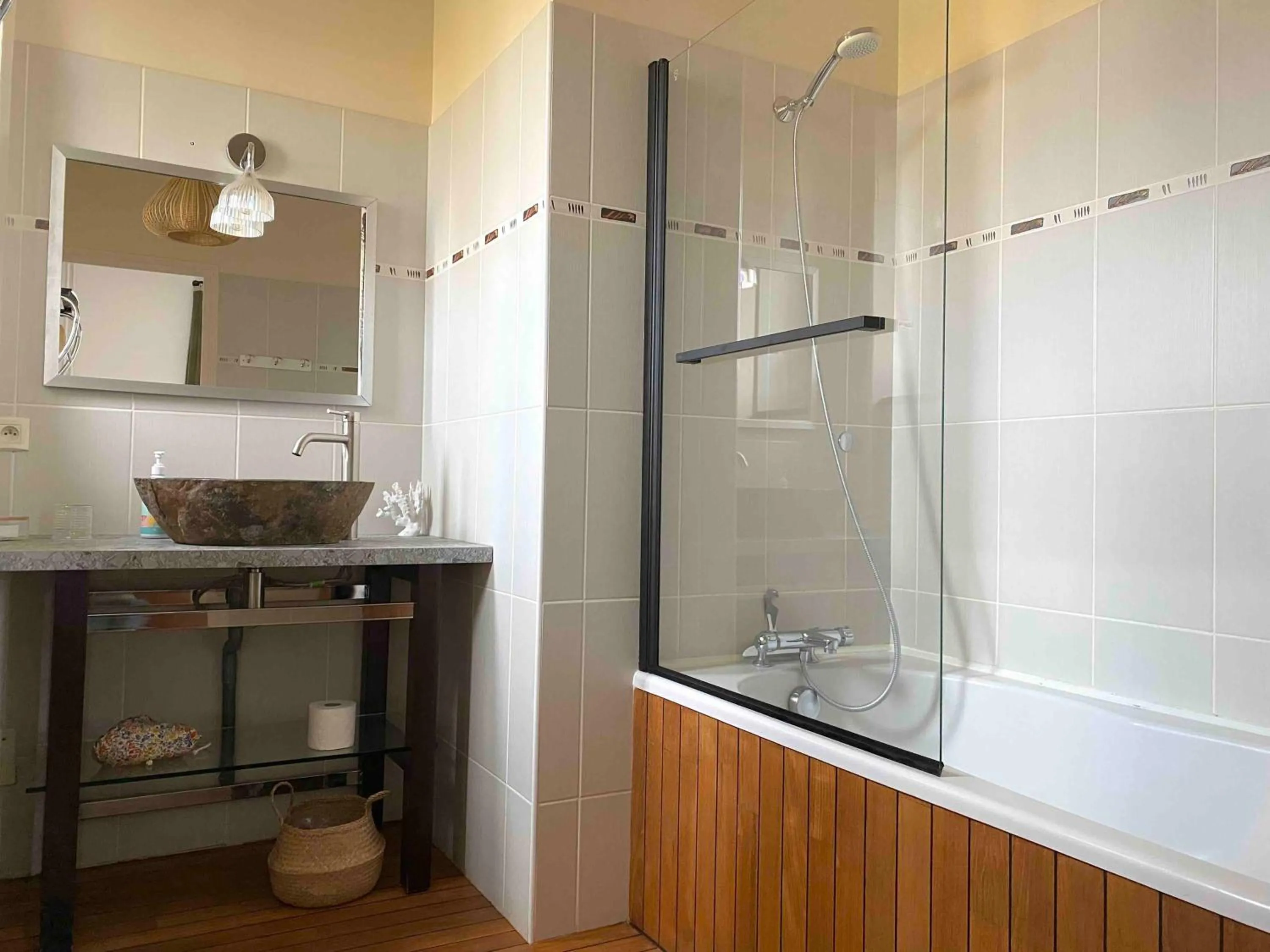 Bathroom in Le Moulin Du Port