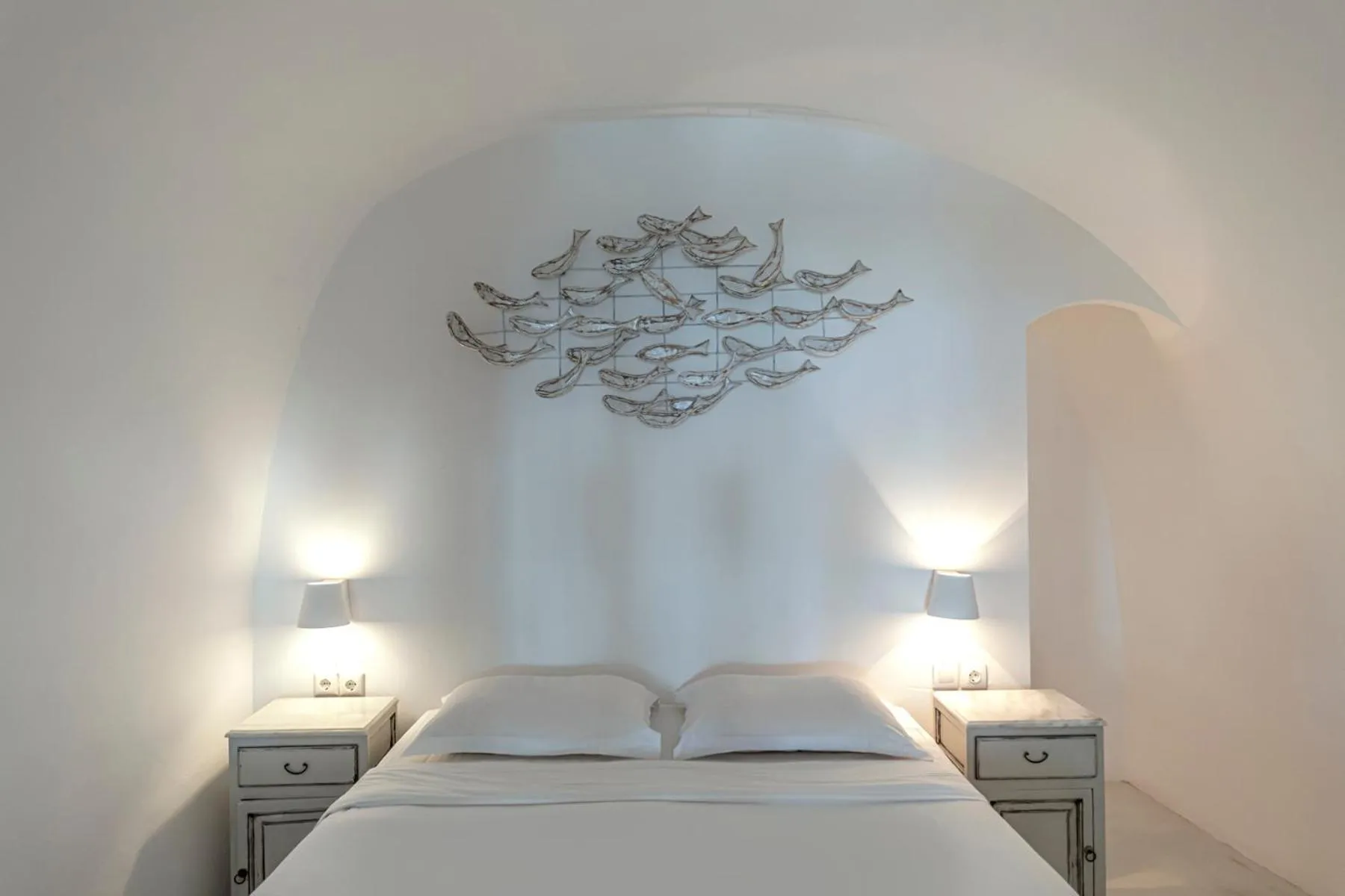 Bed in Pearl on the Cliff Hotel & Suites by Pearl Hotel Collection