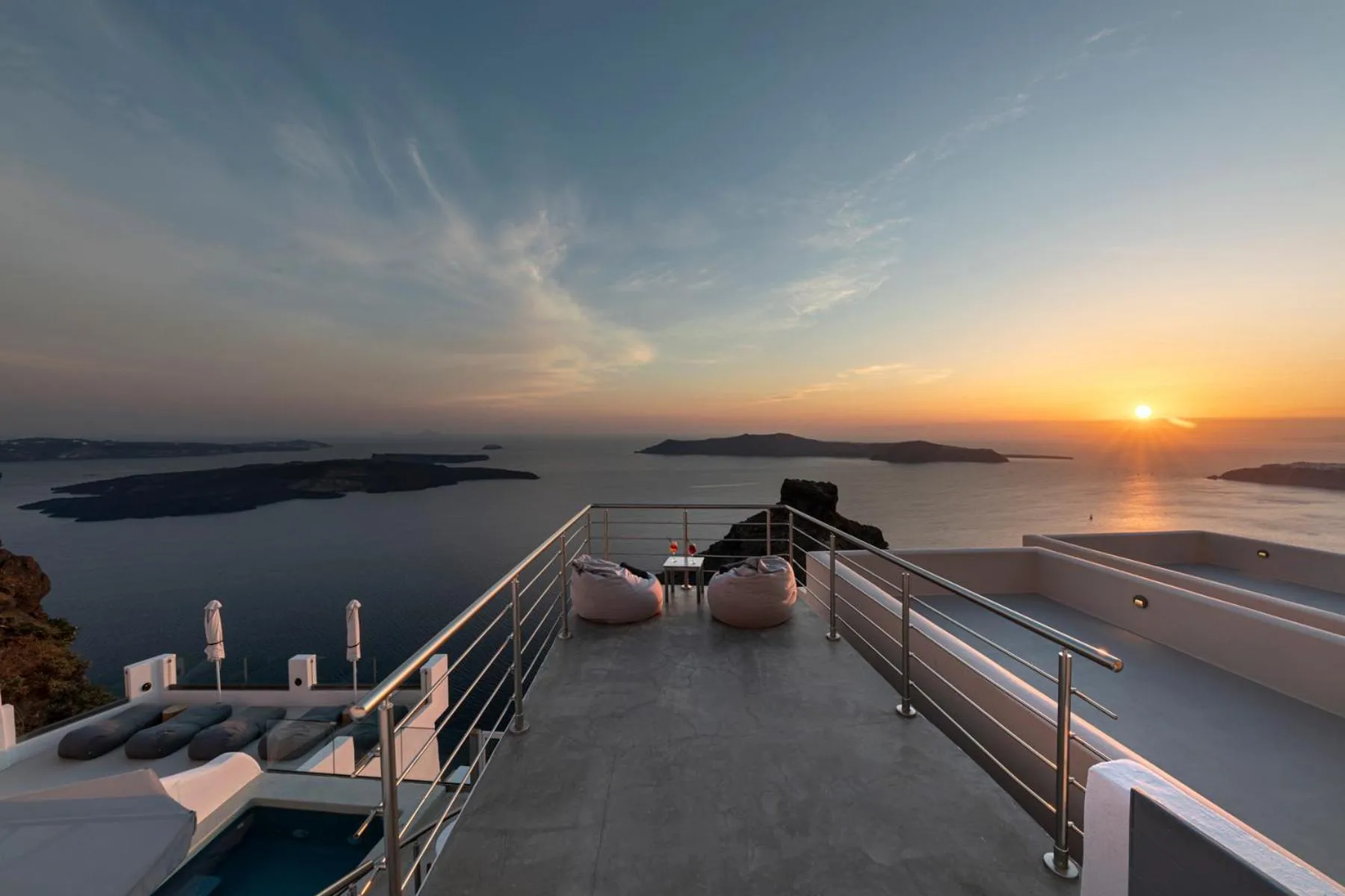 Nearby landmark in Pearl on the Cliff Hotel & Suites by Pearl Hotel Collection