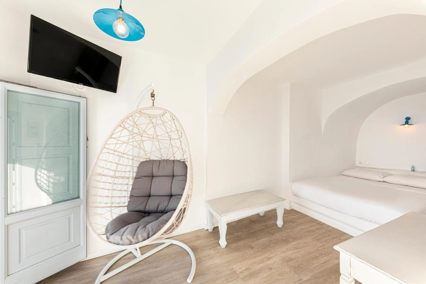 Photo of the whole room in Pearl on the Cliff Hotel & Suites by Pearl Hotel Collection